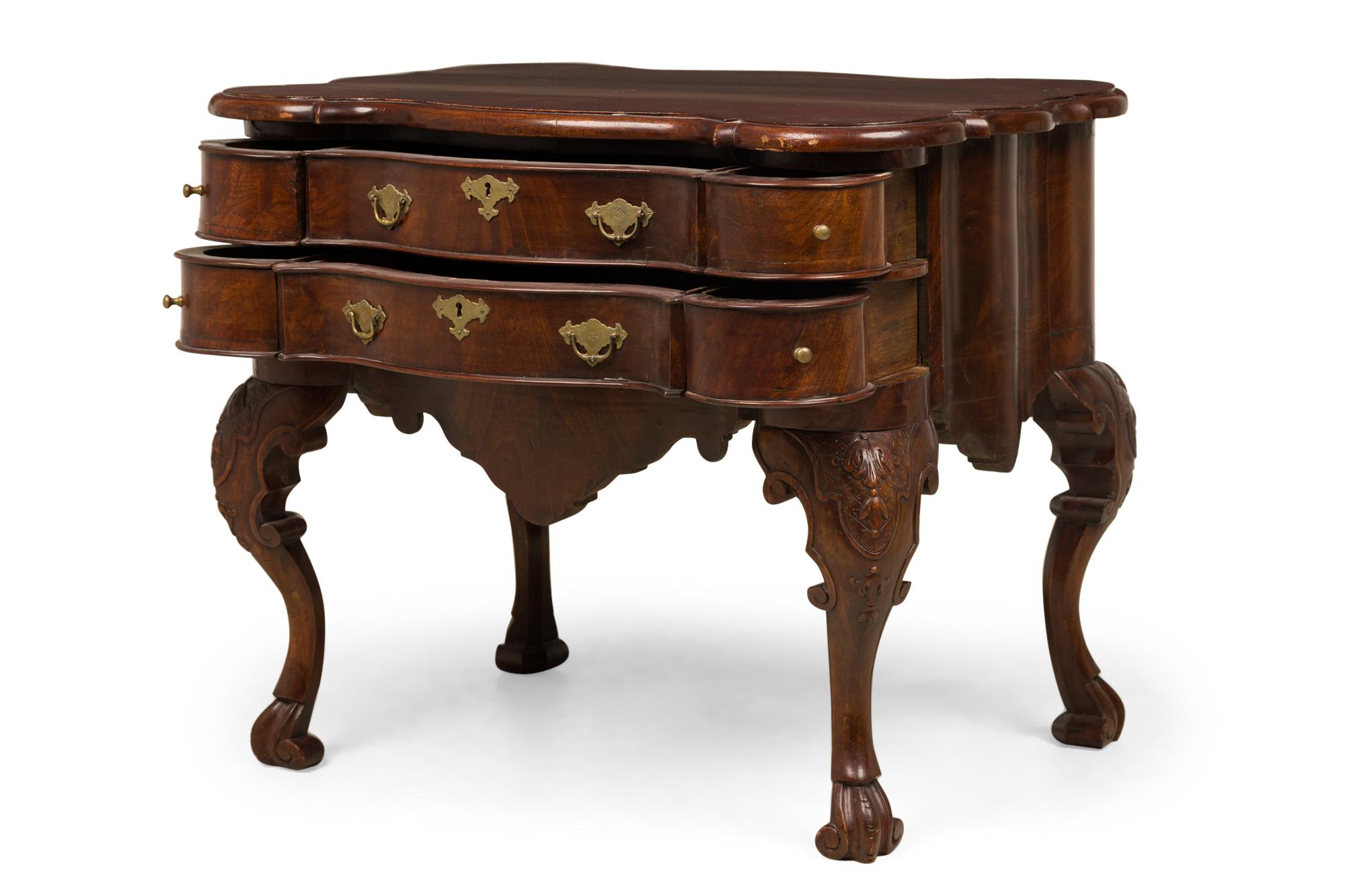 Dutch Continental 18th Century Center Table with 6 Drawers For Sale 1