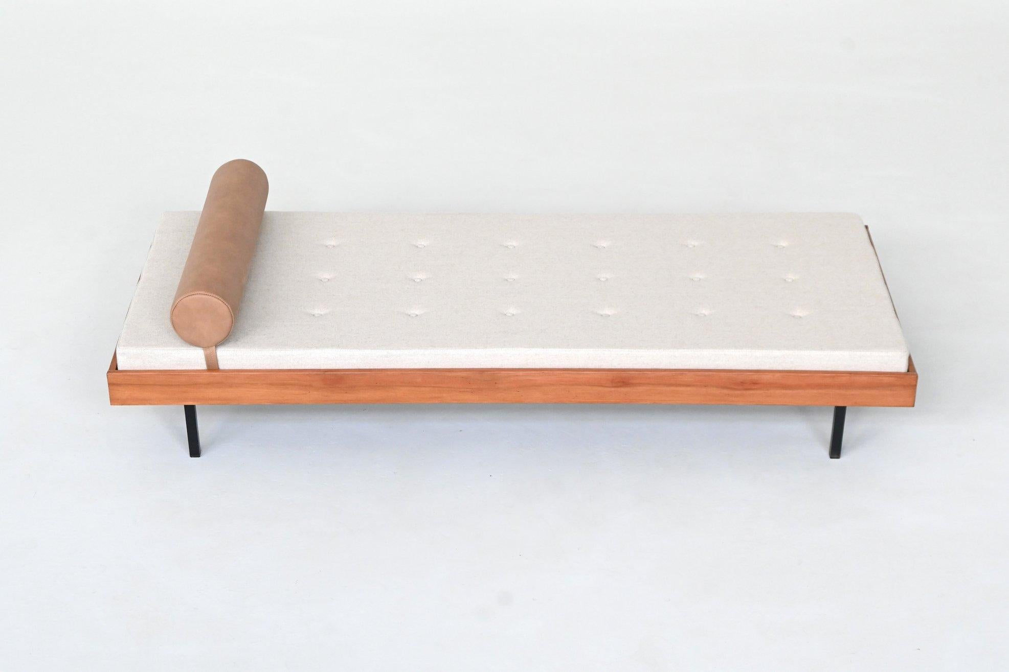 Dutch daybed in teak, metal and wool Mid-Century The Netherlands 1960 In Good Condition For Sale In Etten-Leur, NL
