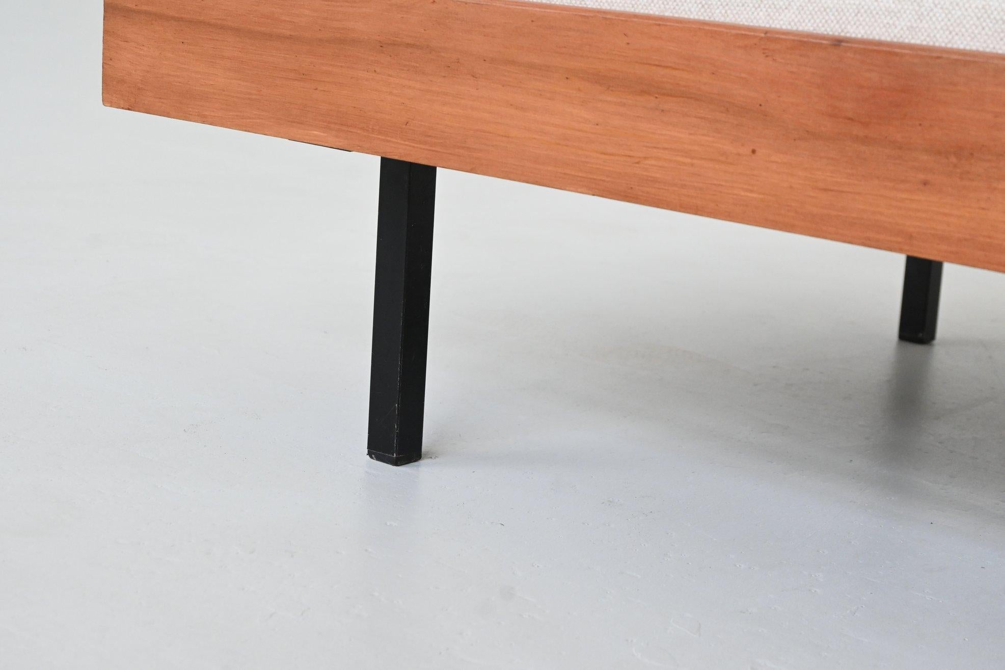 Dutch daybed in teak, metal and wool Mid-Century The Netherlands 1960 For Sale 3