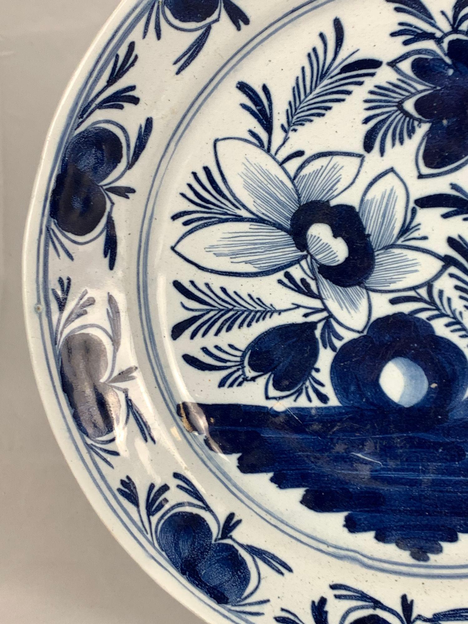 delft blue and white pottery