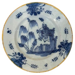 Assiette hollandaise Delft bleue et blanche à bord jaune