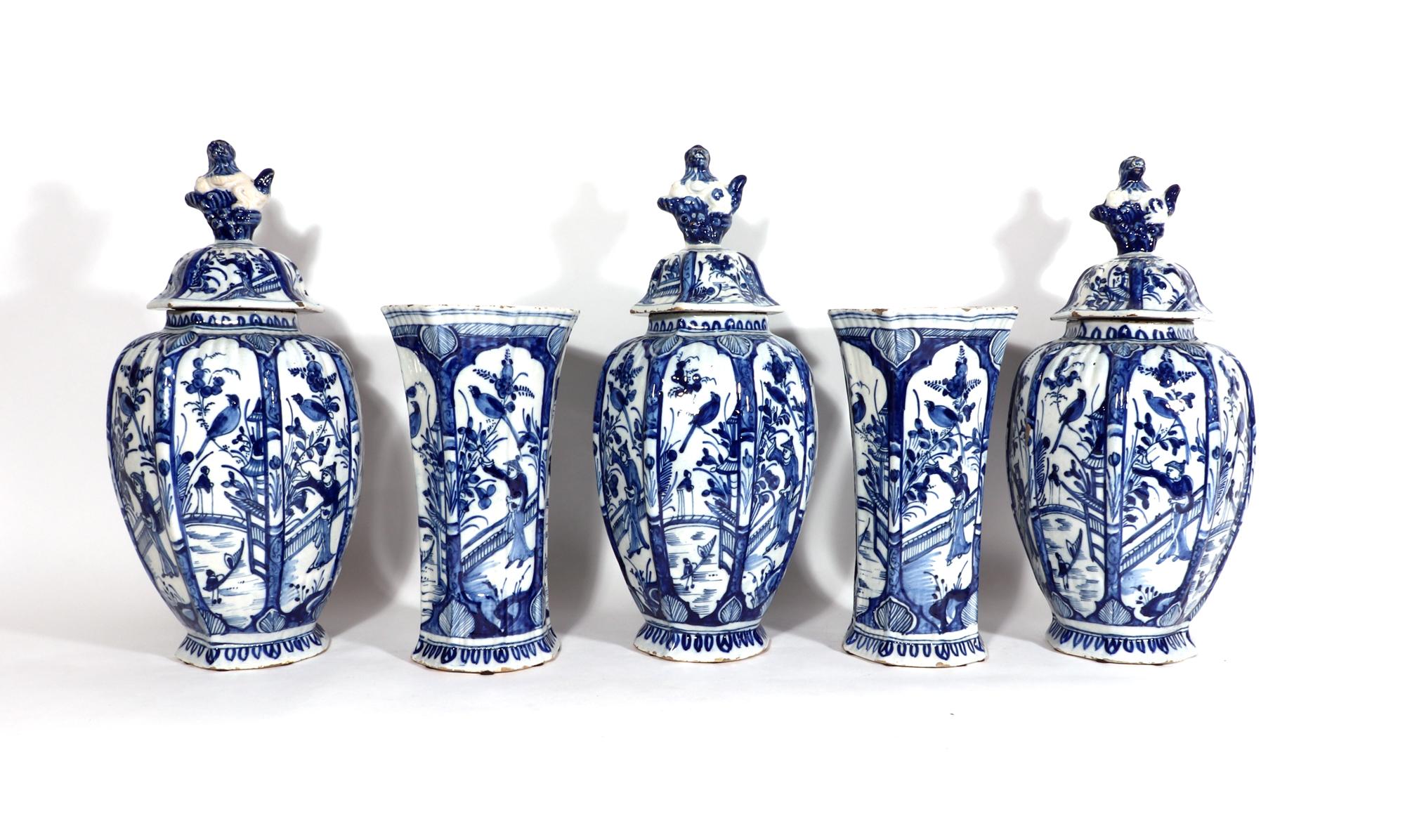chinoiserie blue and white vase
