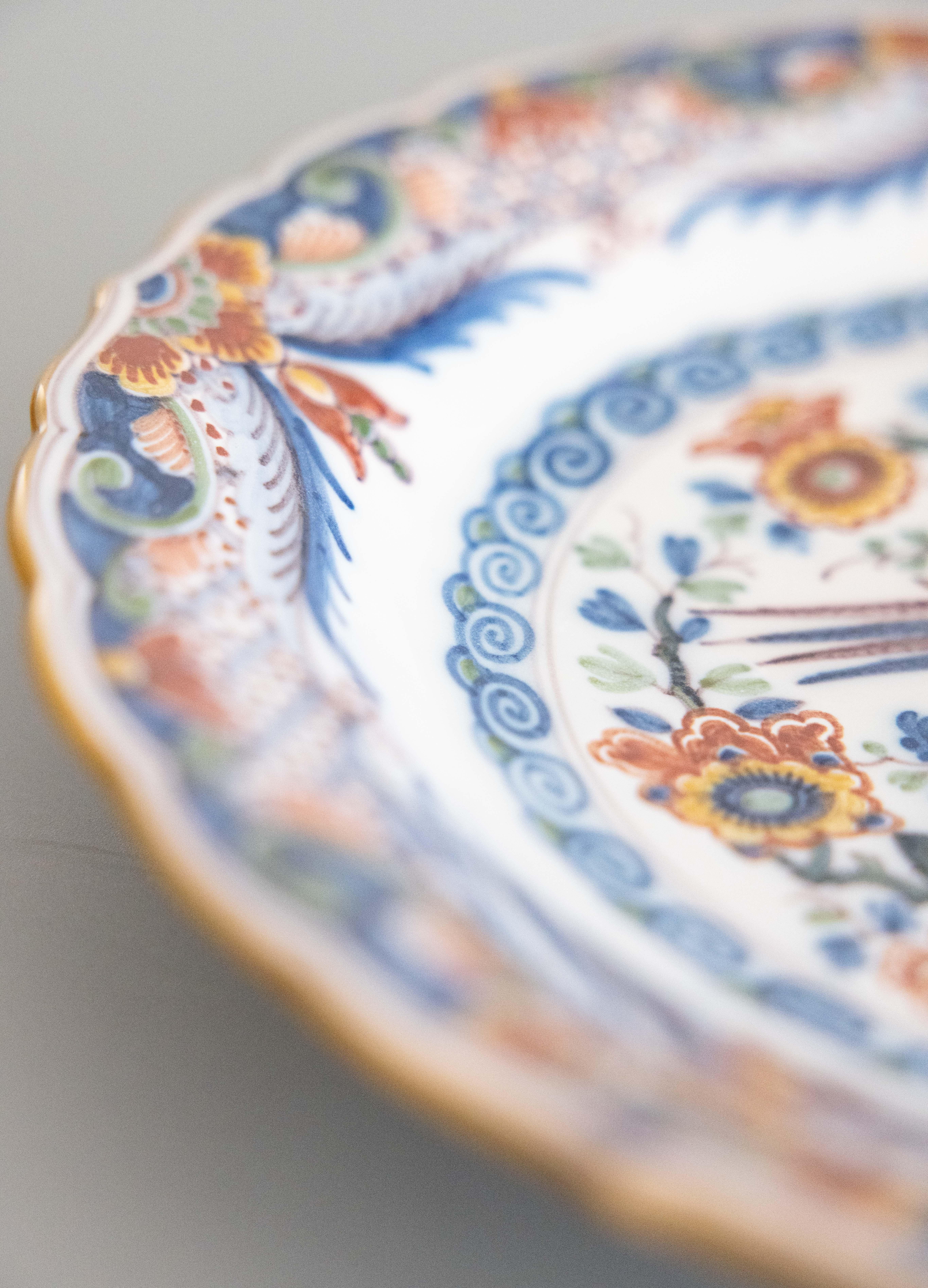 Mid-20th Century Dutch Delft Faience Polychrome Floral Bird Scalloped Wall Charger Plate, c. 1940 For Sale