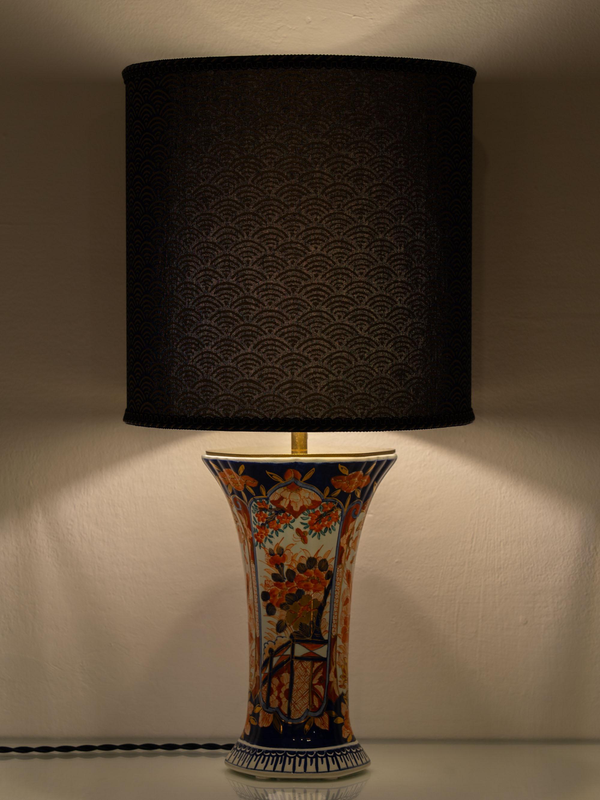 Fait main Paire de lampes de table Delft Imari de Jaap Heinen avec nouveaux abat-jours japonais en vente