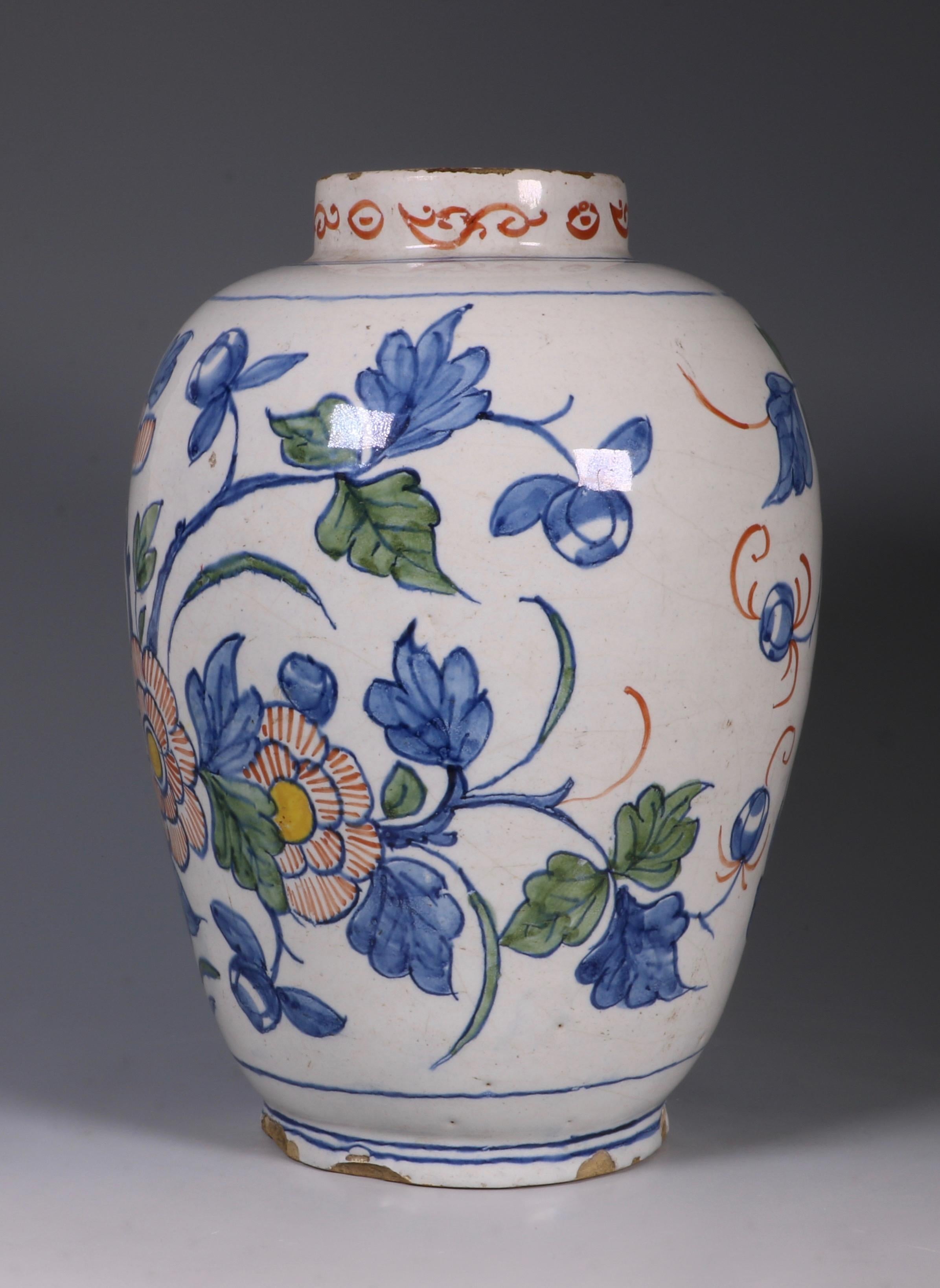 Dutch Delft Polychrome Vase, 18th Century For Sale 4