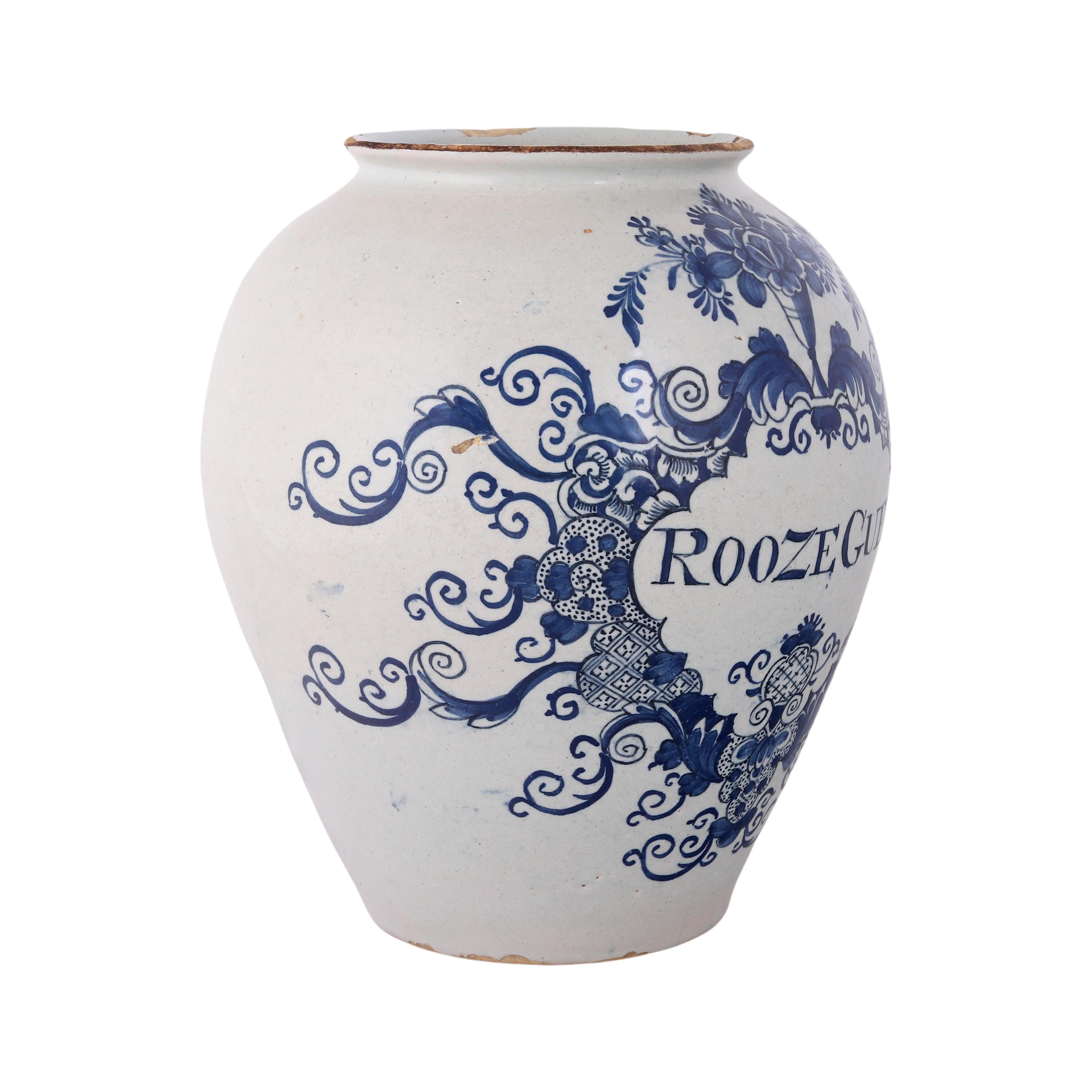 Rococo Pot à tabac de Delft : Roozeguer, début du 19e siècle, Royal Delft en vente