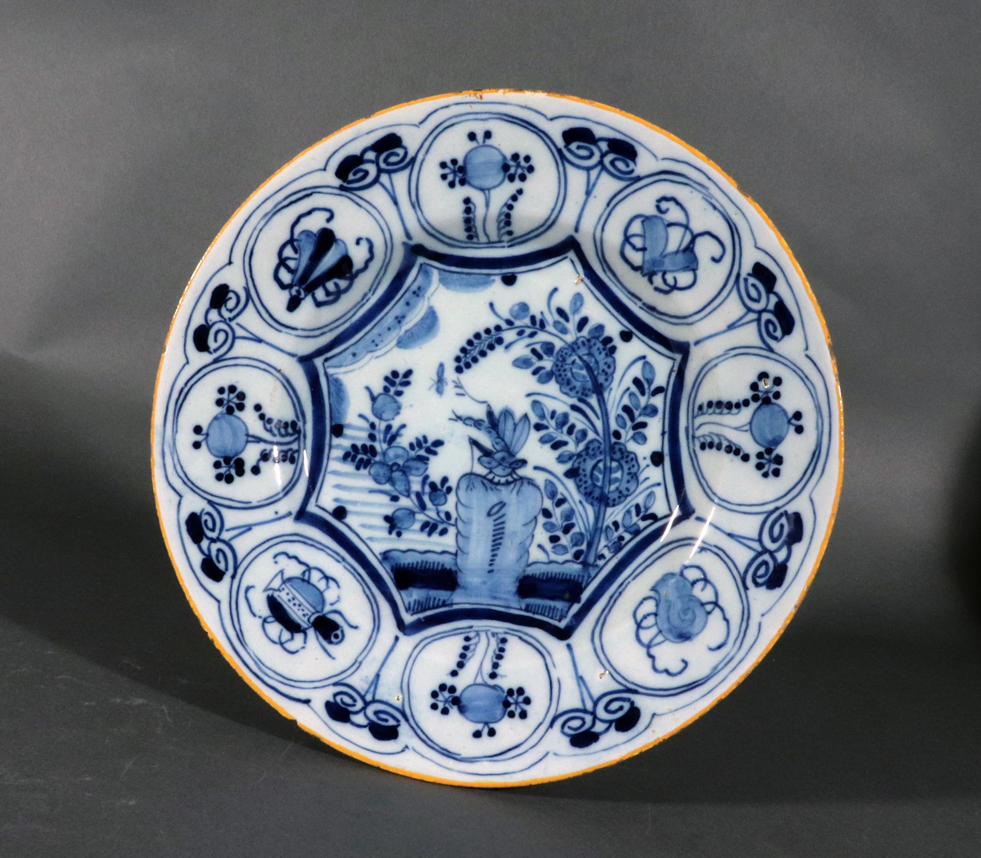 Dutch Delft Underglaze Blue & White Chinoiserie Dragonfly Plates,  Claw Factory For Sale 3