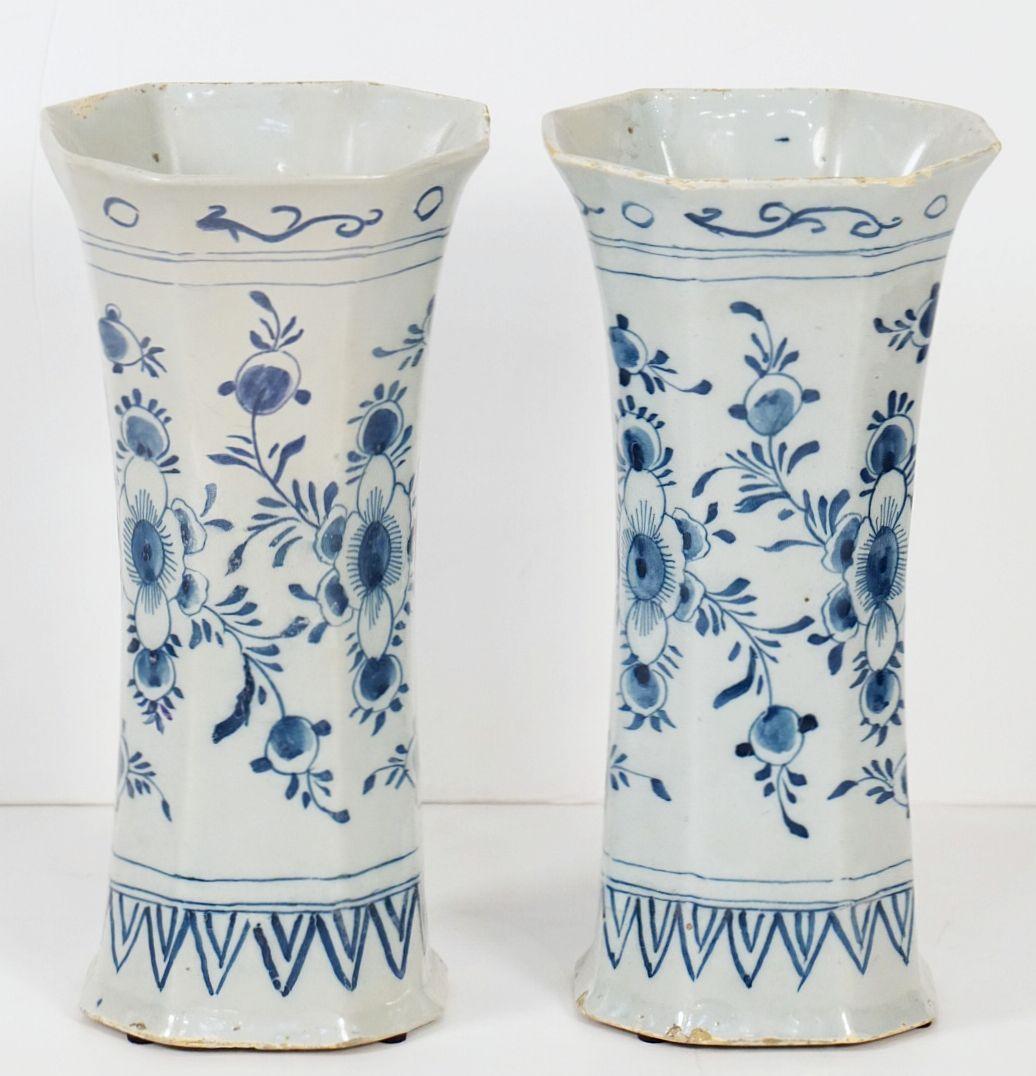 Dutch Delft Vases by Jan Jansz, Van Der Kloot from the 19th Century For Sale 3