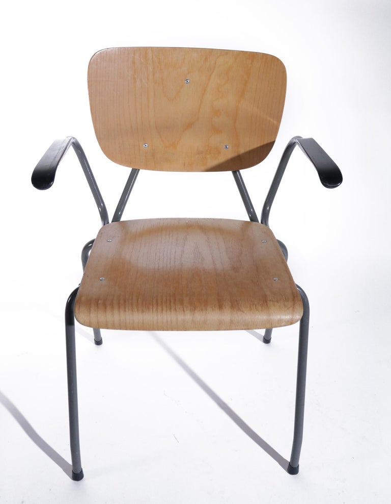 Enameled Dutch Design Kho Liang Ie for Car 1957 Stackable Chairs Model 305 with Armrest For Sale