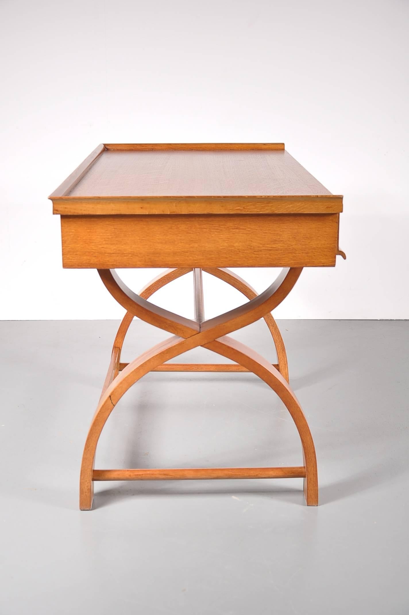 Dutch Design Oak Desk, 1940 2