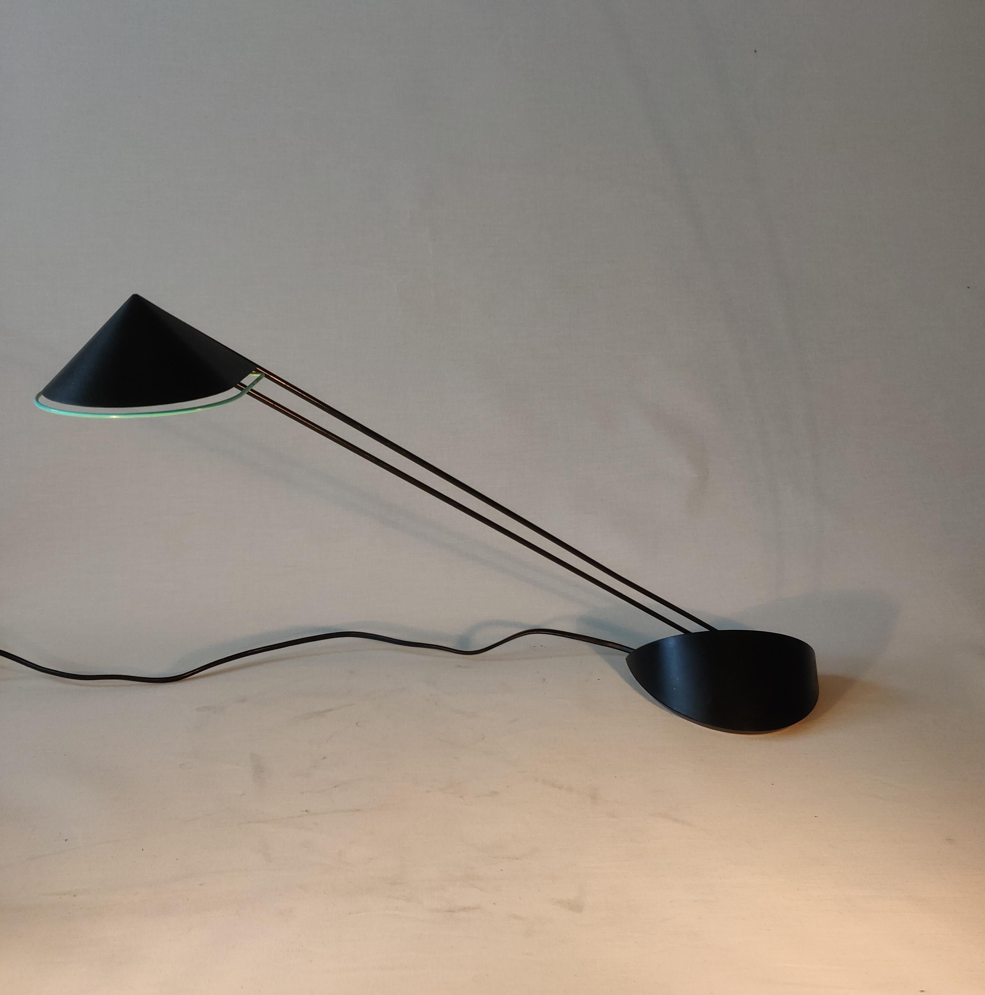 Dutch Design 'Priola' Desk Lamp by Ad Van Berlo for Indoor, 1980s In Good Condition For Sale In MIJDRECHT, NL