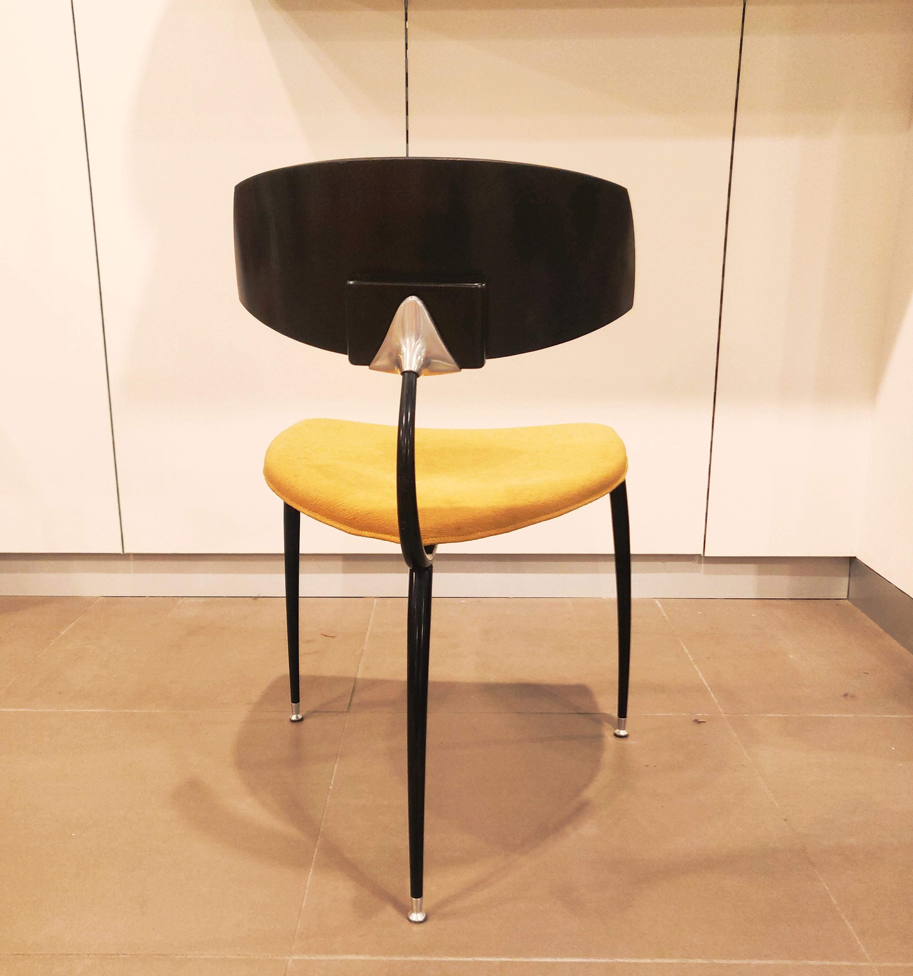 Dutch Design Dreibeiniger Stuhl von Lande, 1980er Jahre (Metall) im Angebot