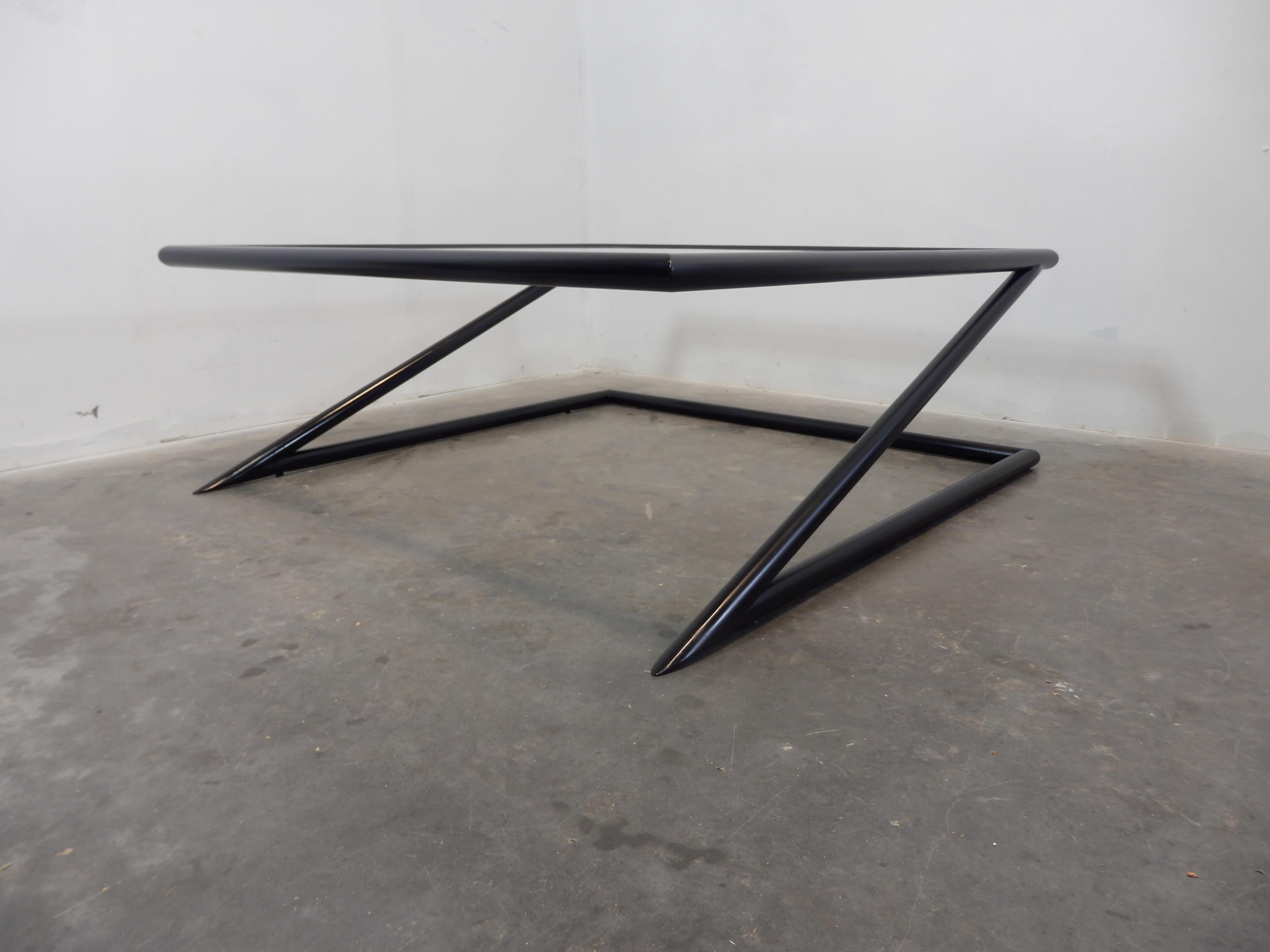 Dutch Design 'Z' Coffee Table by Harvink, 1980s For Sale 1