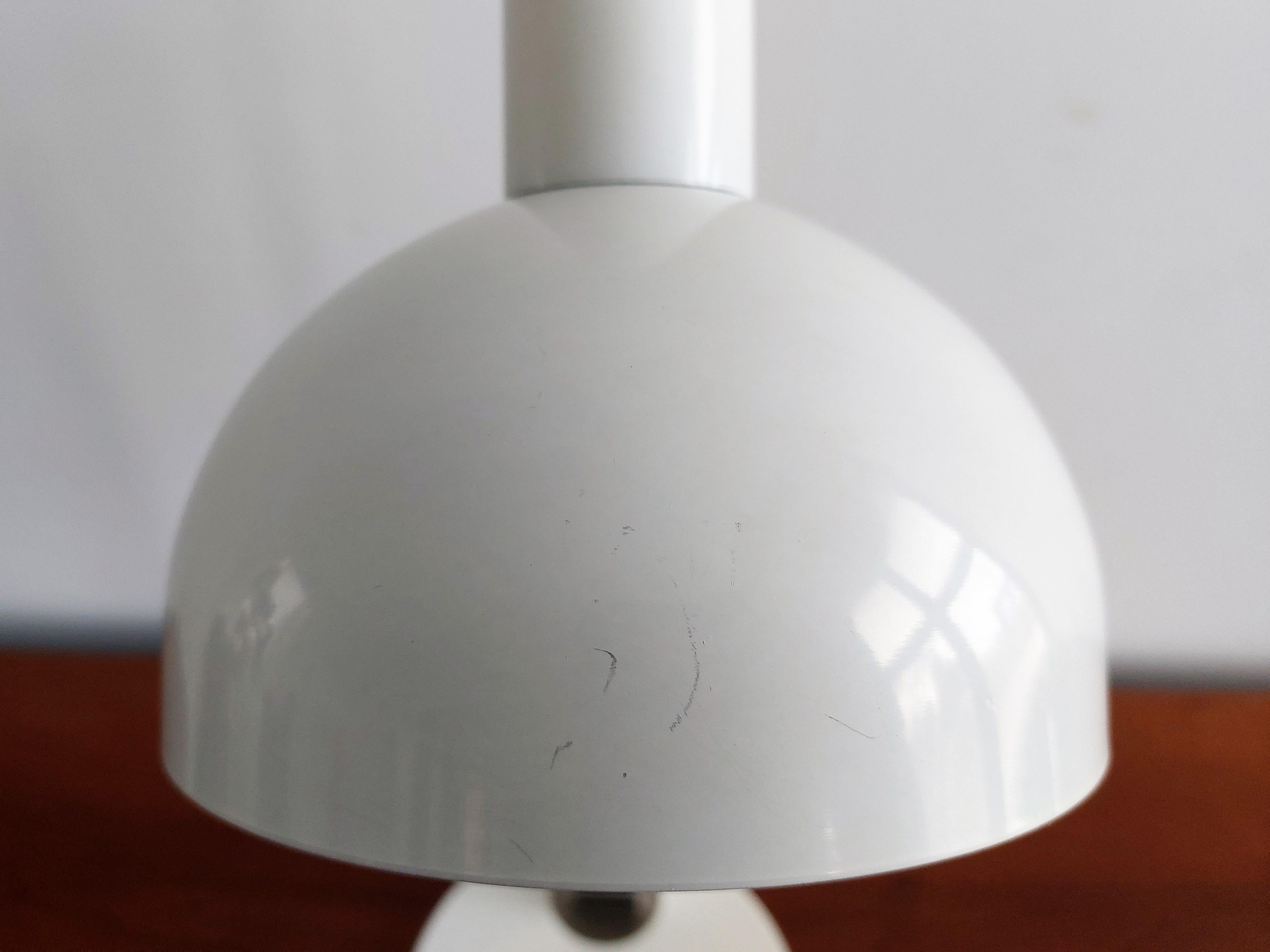 Mid-20th Century Dutch Designed White Metal and Chrome Table or Desk Lamp, 1960's For Sale