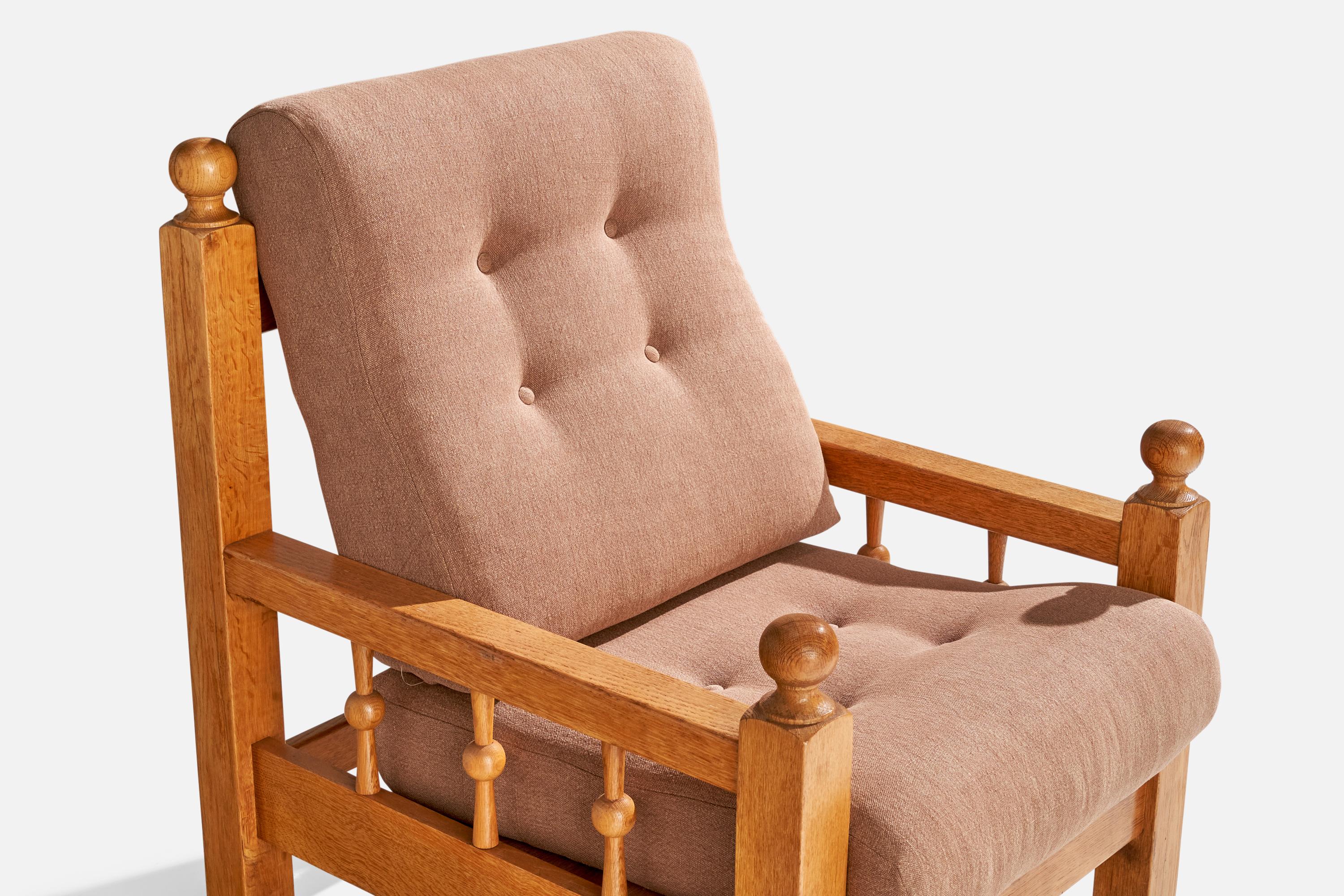 Designer néerlandais, fauteuils de salon, chêne, tissu, Pays-Bas, 1970 en vente 6