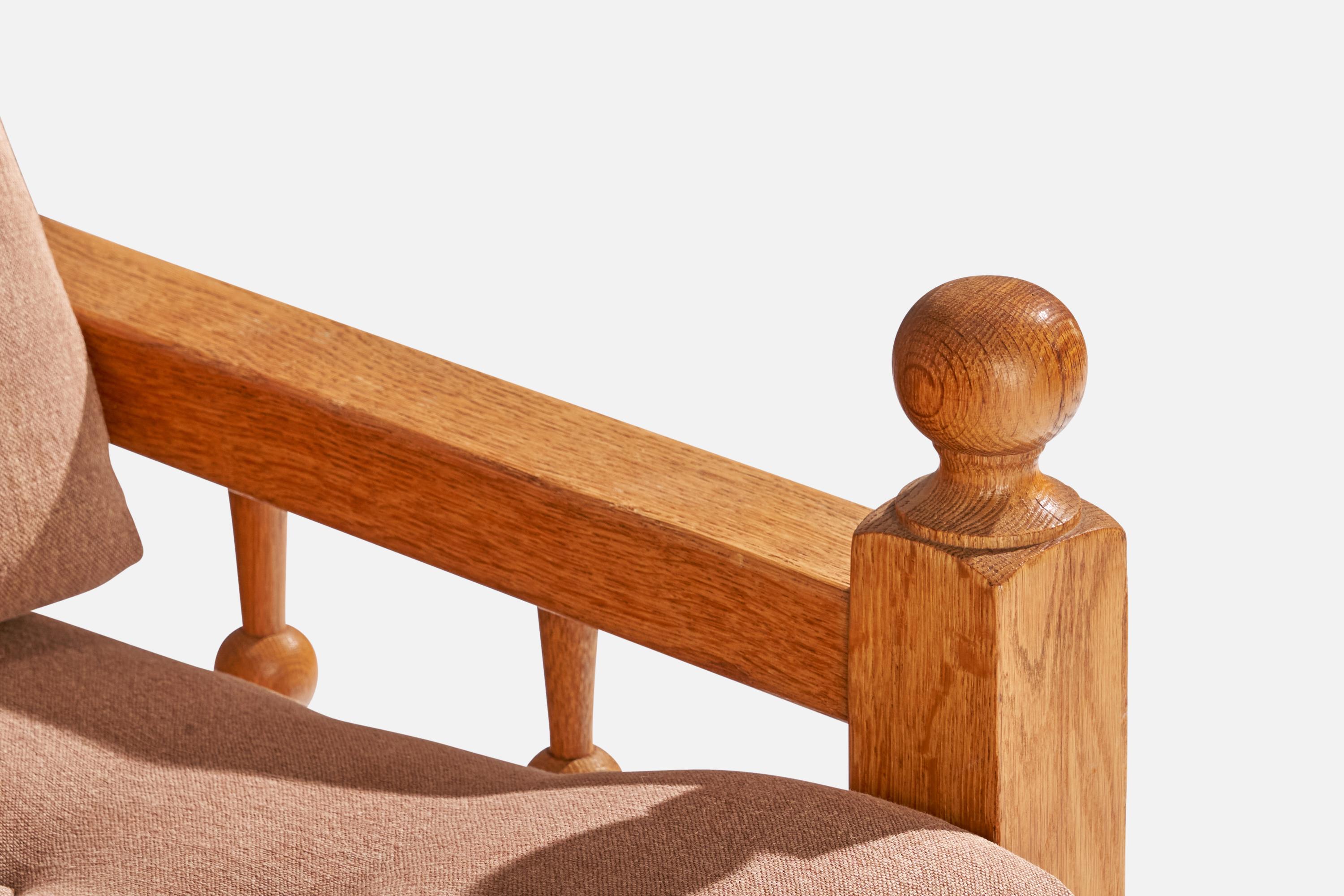 Designer néerlandais, fauteuils de salon, chêne, tissu, Pays-Bas, 1970 en vente 8
