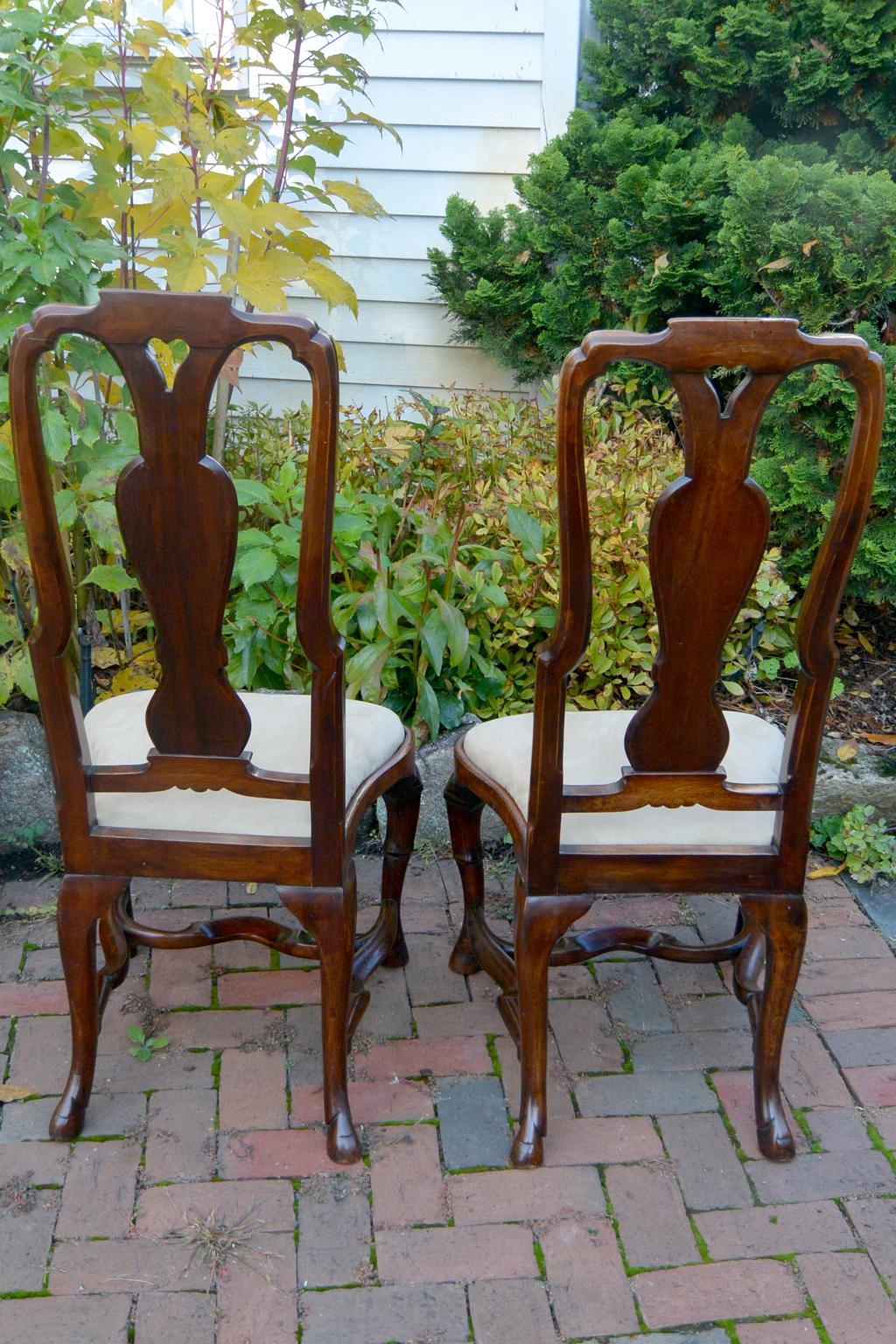 Fabric Dutch Early 18th Century Pair of Side Chairs Walnut with Marquetry Inlay