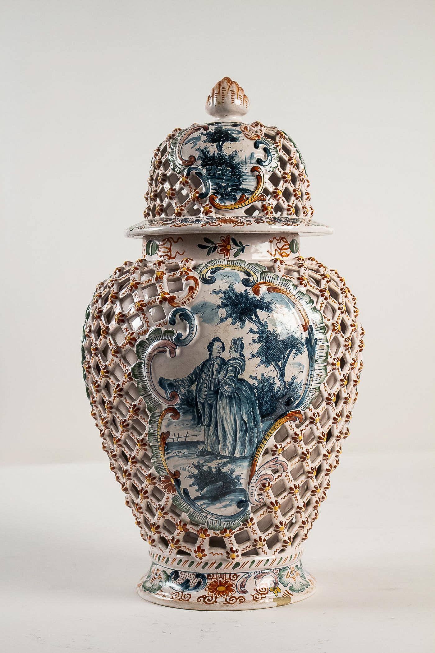 Dutch Early-19th Century Polychrome Delft Faience Pair of Vases, circa 1810-1818 9