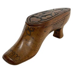 Dutch Early 19th Century Wooden Shoe Shaped Snuff Box