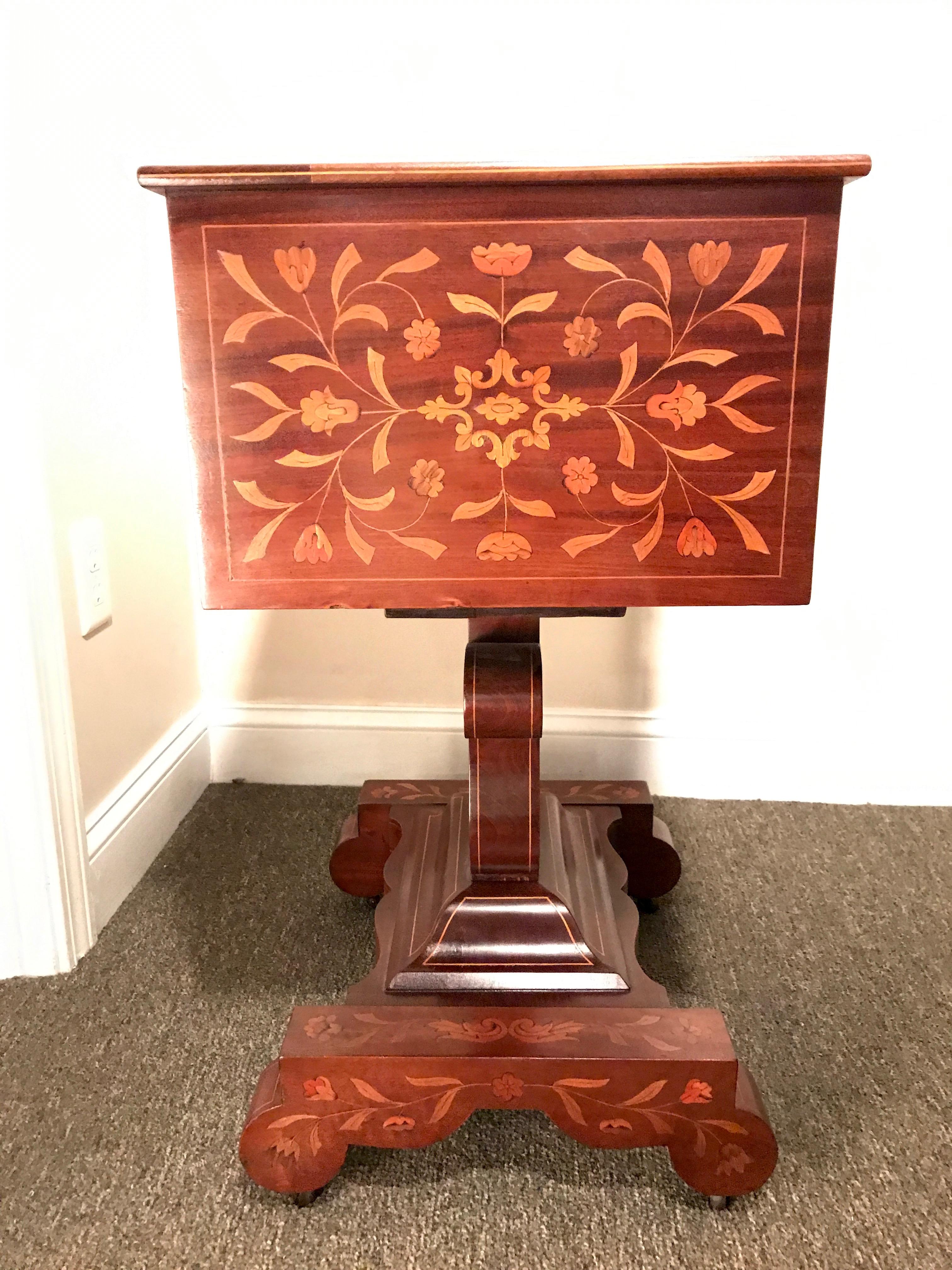 Dutch Empire Marquetry Stand in Mahogany and Fruitwood, circa 1840 For Sale 5
