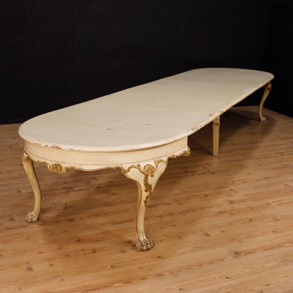 Dutch Extendable Dining Table in Lacquered and Giltwood from 20th Century 1