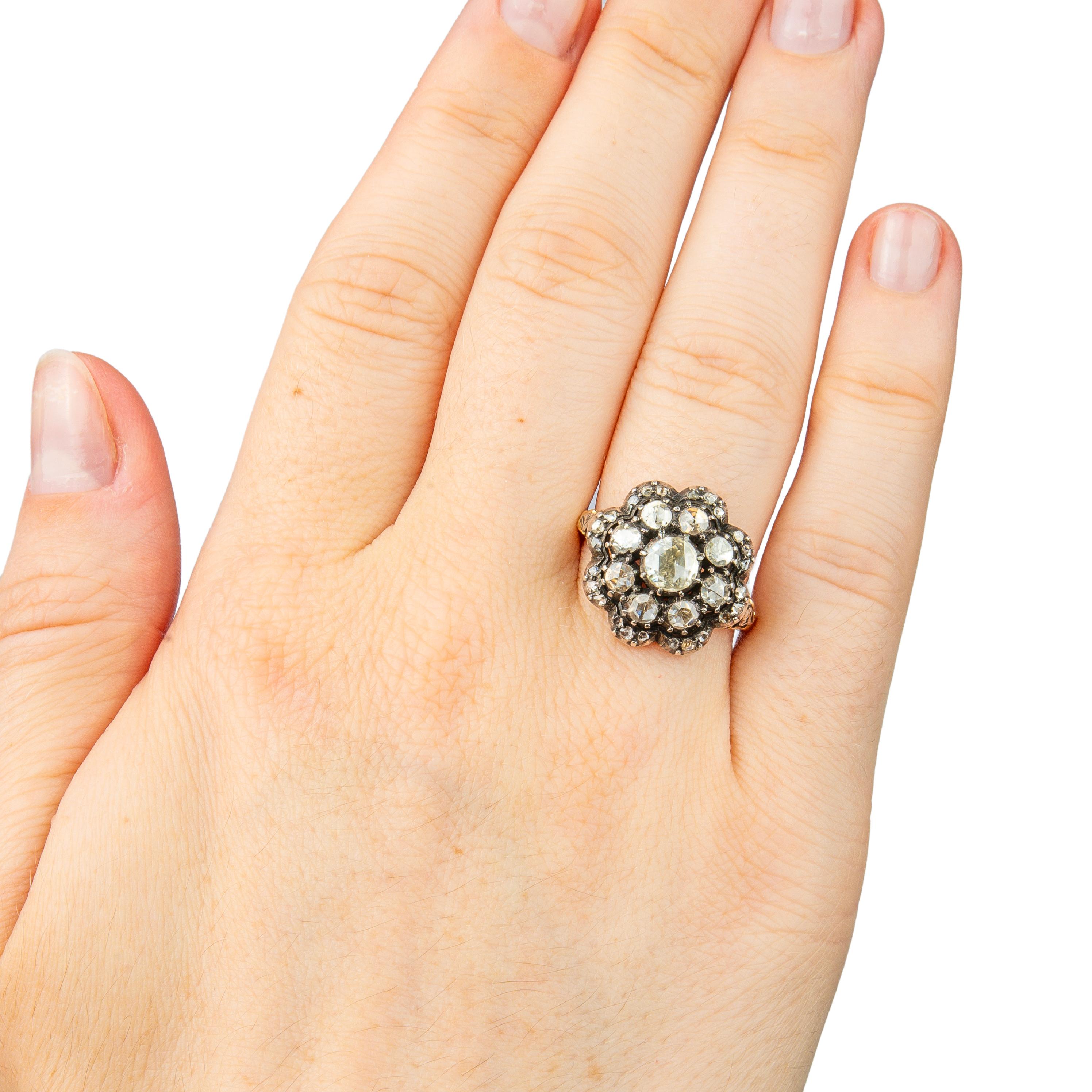 Georgiano Anello a grappolo con diamanti rosa in stile georgiano olandese, XX secolo in vendita