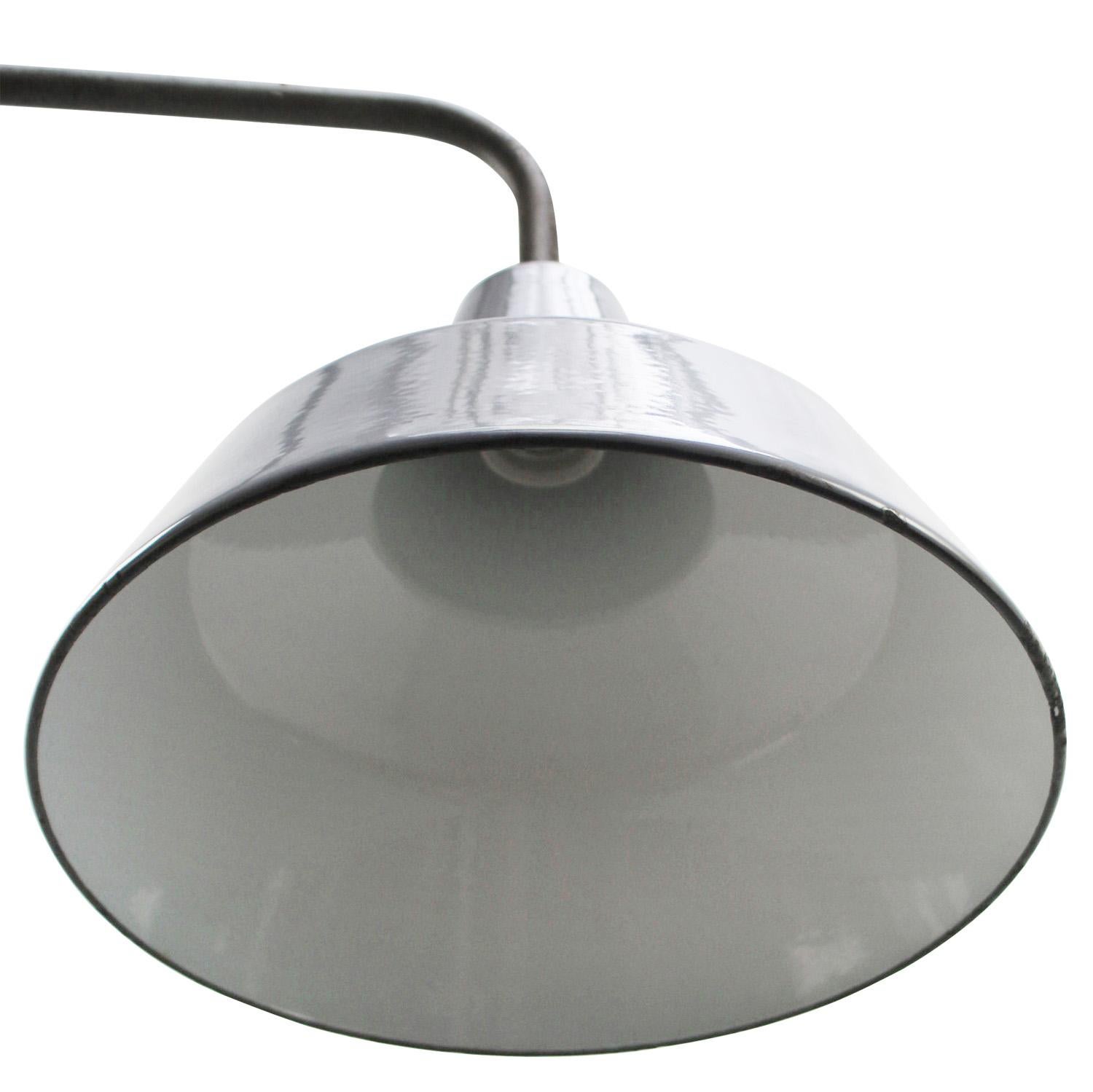 Dutch Gray Emaille Vintage Industrial Cast Iron Wandlampen Lights von Philips (Niederländisch) im Angebot