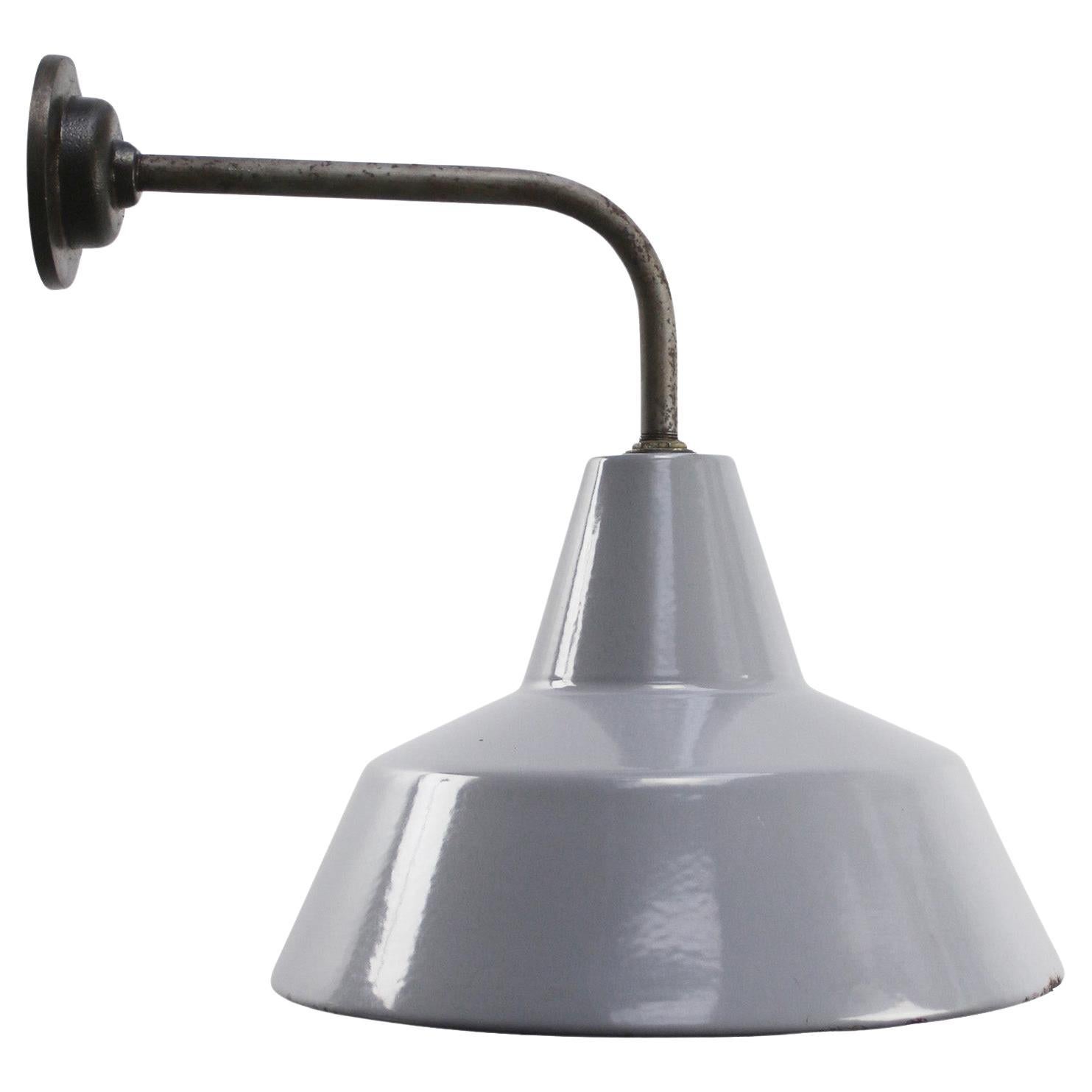 Dutch Gray Emaille Vintage Industrial Cast Iron Wandlampen Lights von Philips im Angebot