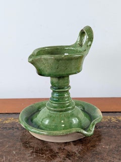 Lampada a olio olandese in terracotta smaltata di verde con candeliere, XVII secolo