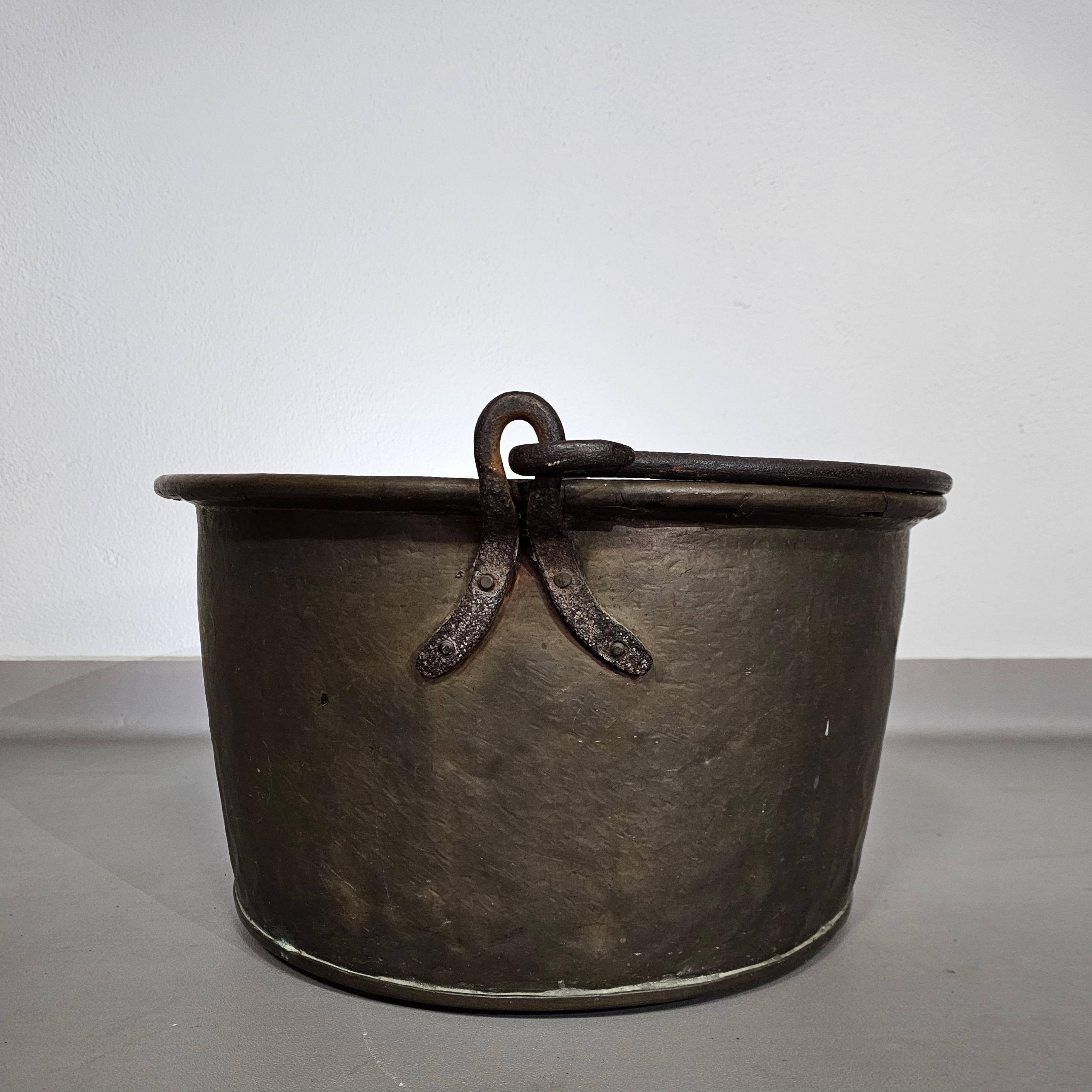  Dutch / Handled Fireplace - Copper / Brass - Bucket  For Sale 6