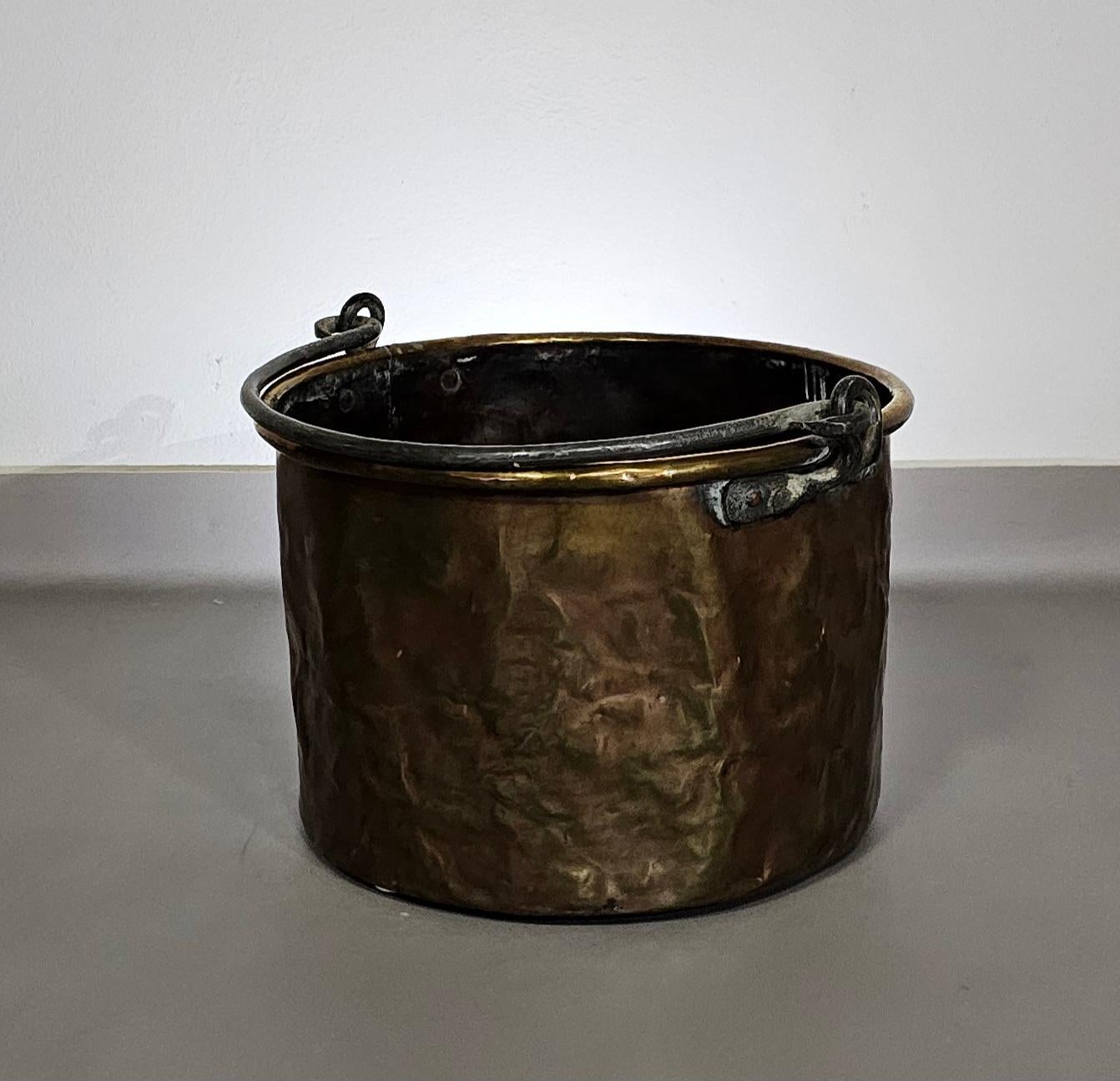Dutch / Handled Fireplace - Copper / Brass - Bucket 