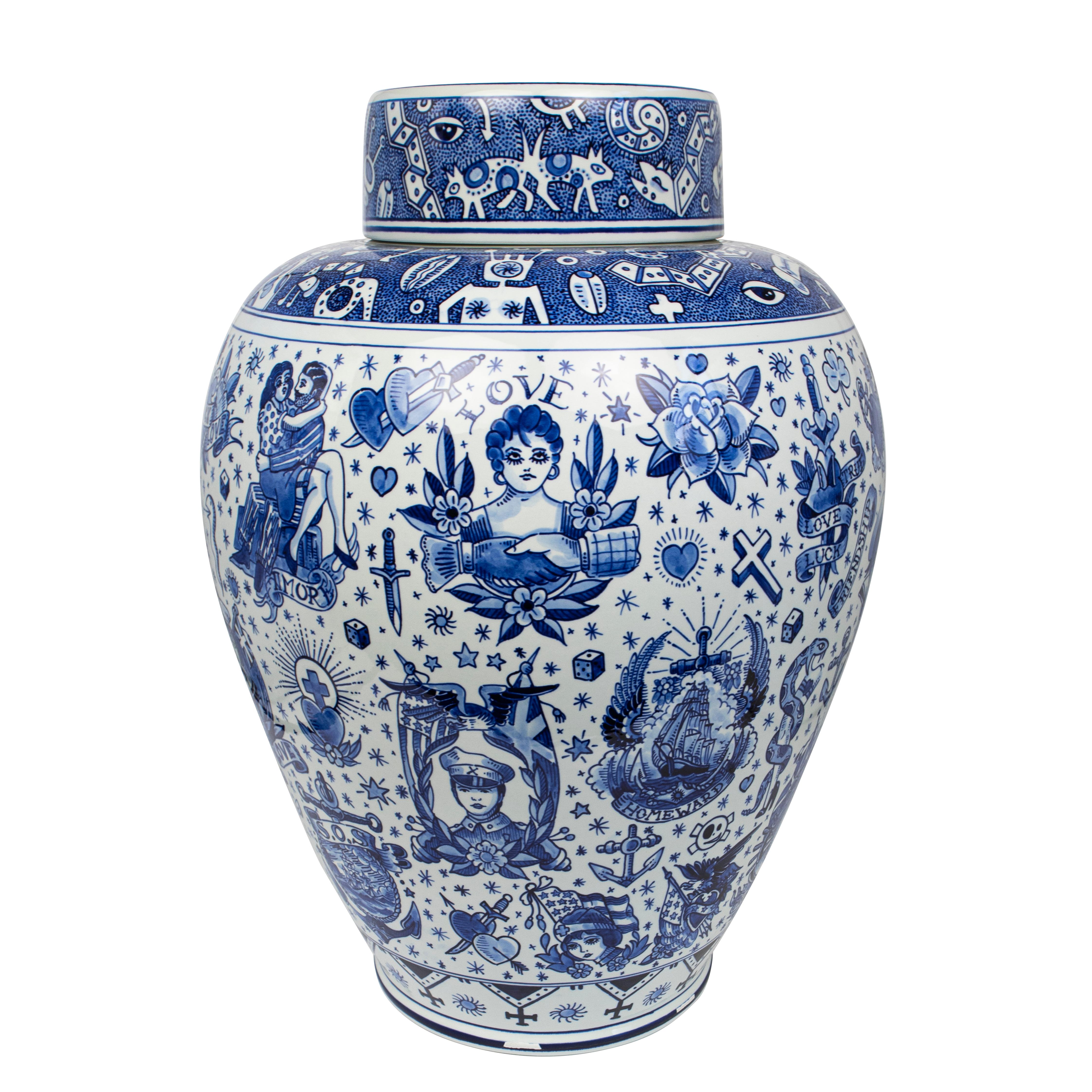 Modern Dutch handpainted vase, jar True Love by Royal Delft, Schiffmacher collection For Sale