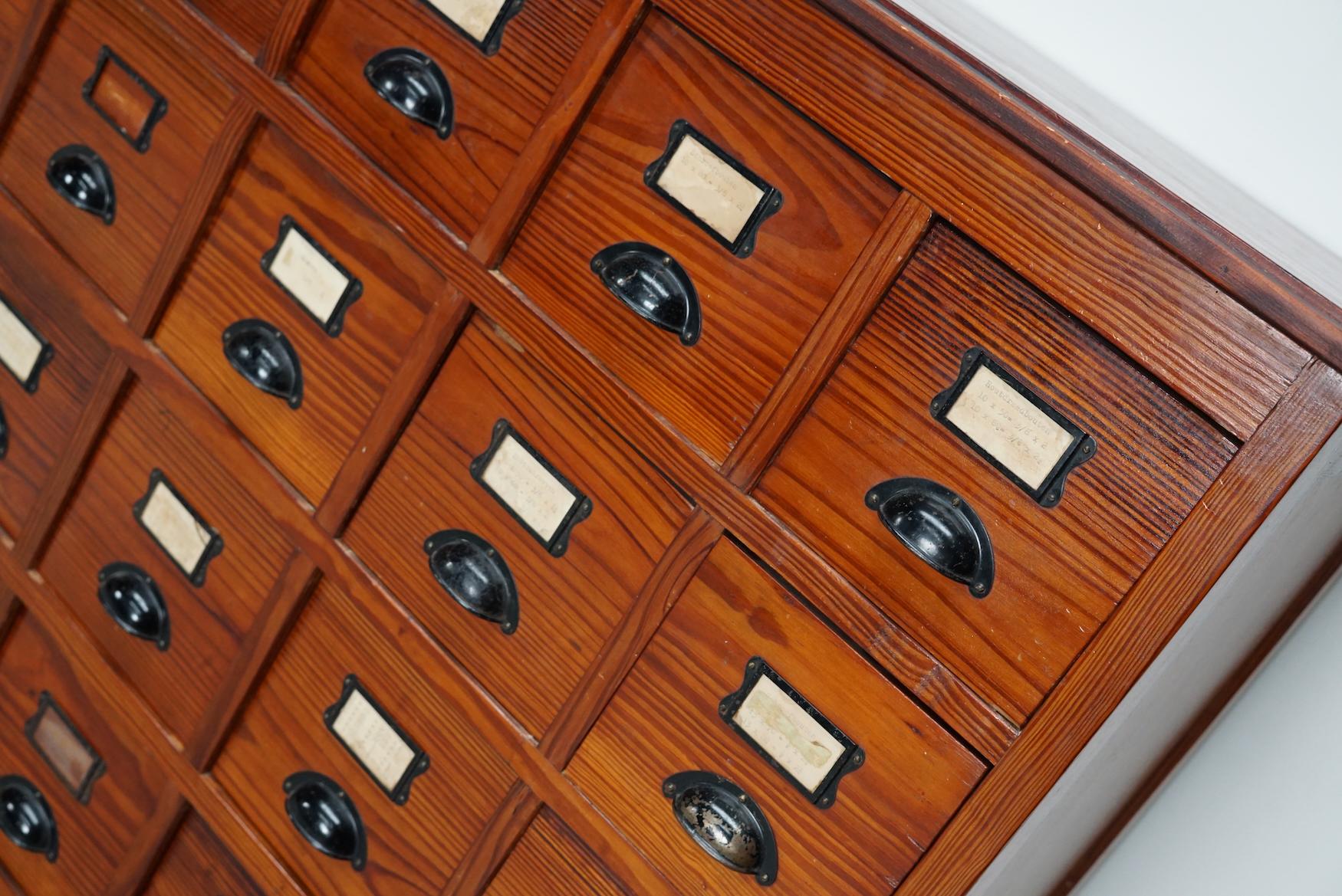 Dutch Industrial Pine Apothecary / Workshop Cabinet, circa 1930s In Good Condition In Nijmegen, NL
