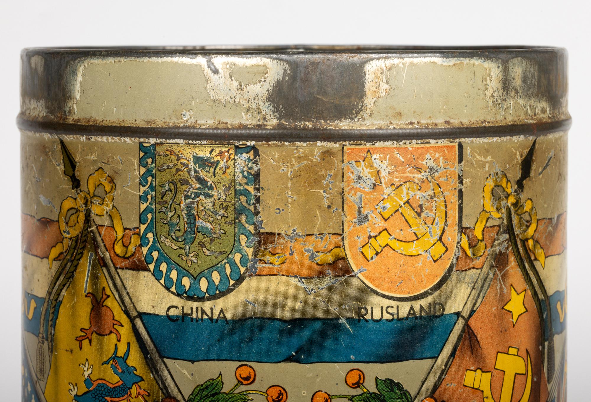 Dutch Je Maintiendrai World War Two Peace Biscuit Tin For Sale 14