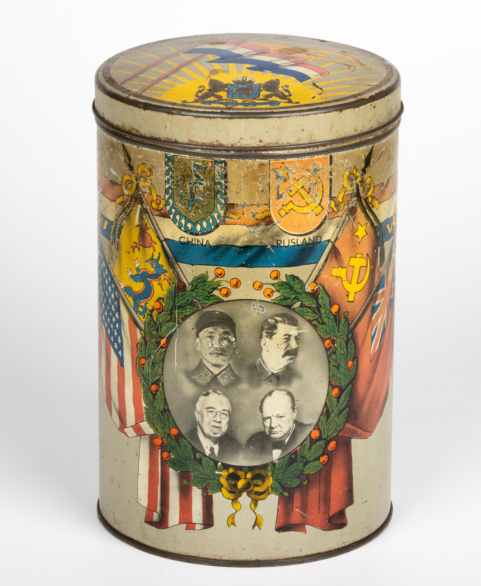 Mid-20th Century Dutch Je Maintiendrai World War Two Peace Biscuit Tin For Sale