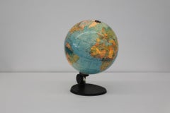Dutch-Language World Globe Table Lamp with Pin-Point Light, Black Metal Base
