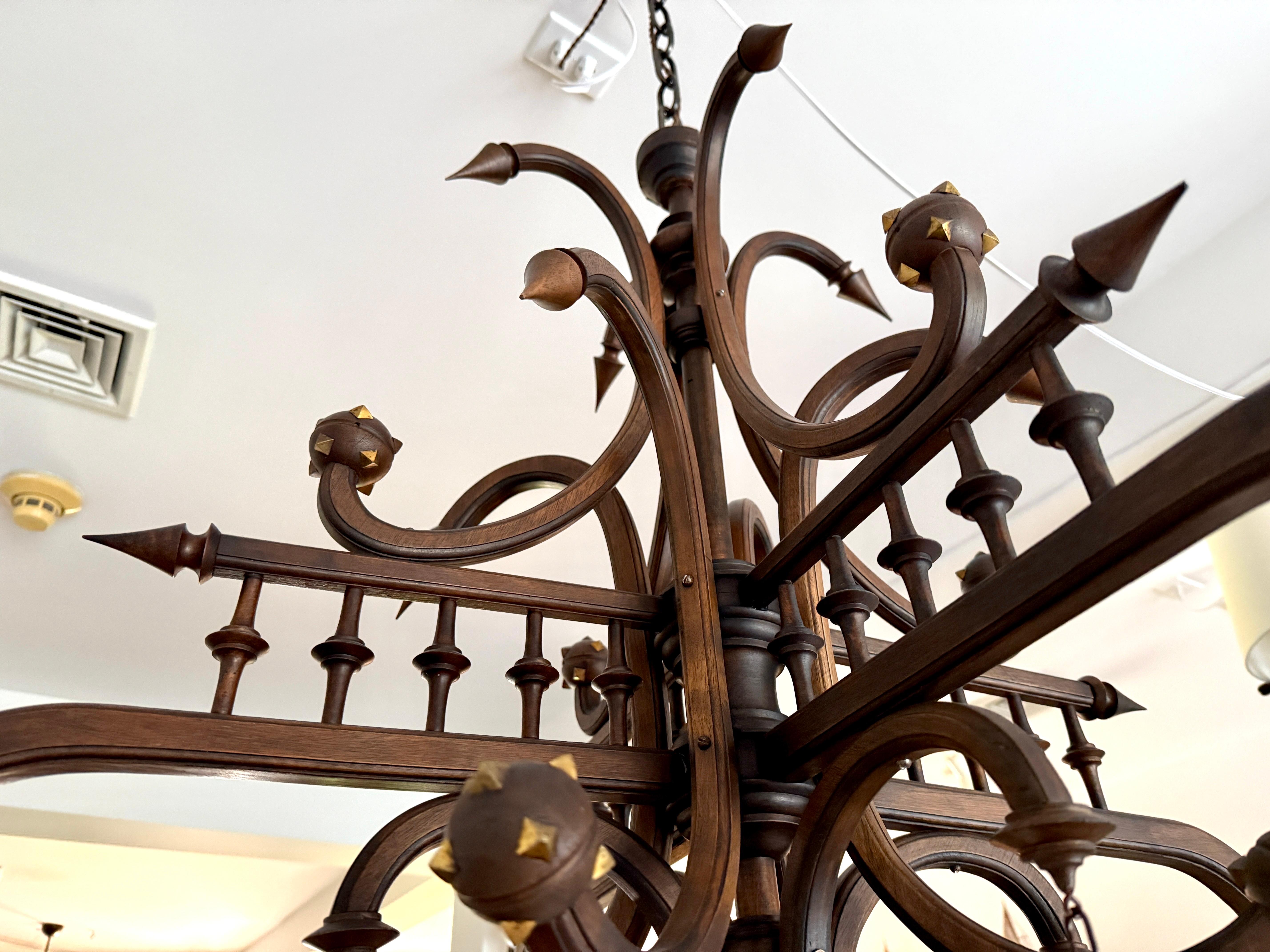 Lampadario olandese in legno intagliato della fine del XIX secolo, a 5 luci In condizioni buone in vendita a North Miami, FL