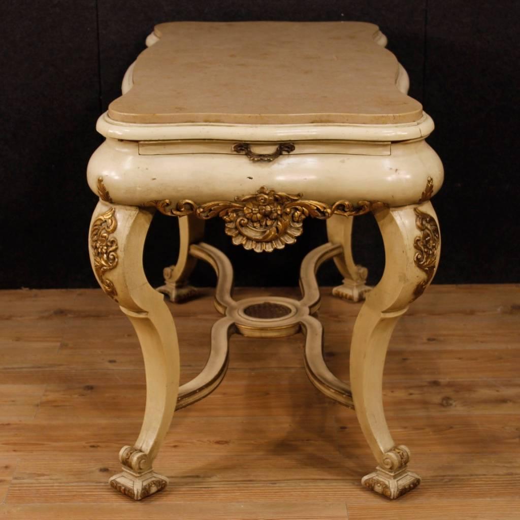 20th Century Lacquered and Giltwood with Marble Top Dutch Living Room Table 1950 In Good Condition For Sale In Vicoforte, Piedmont