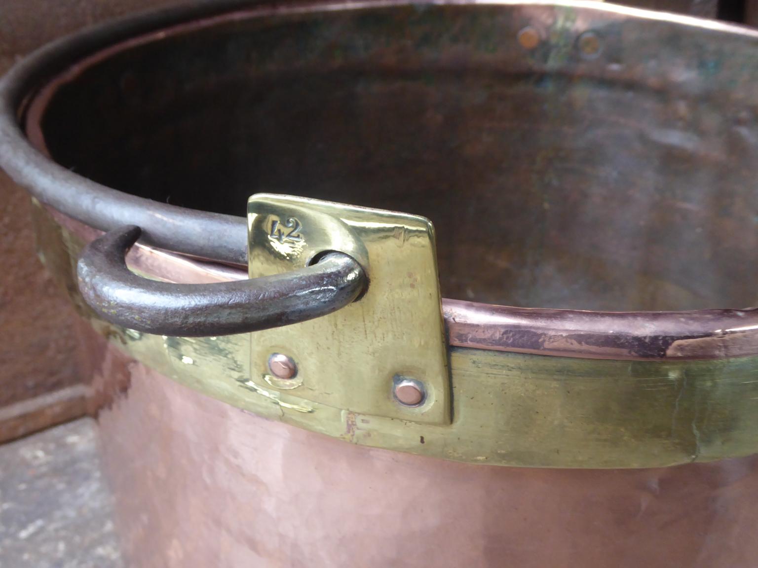 Dutch Louis XV Log Basket, 18th Century, Polished Copper and Brass 2