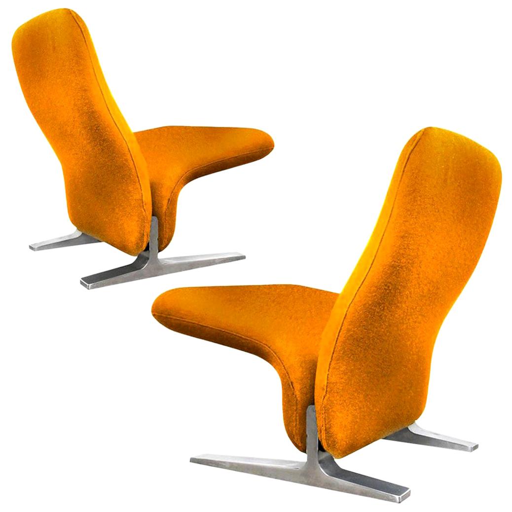 Dutch Lounge Chairs by Pierre Paulin for Artifort, New Kvadrat Upholstery, 1970s