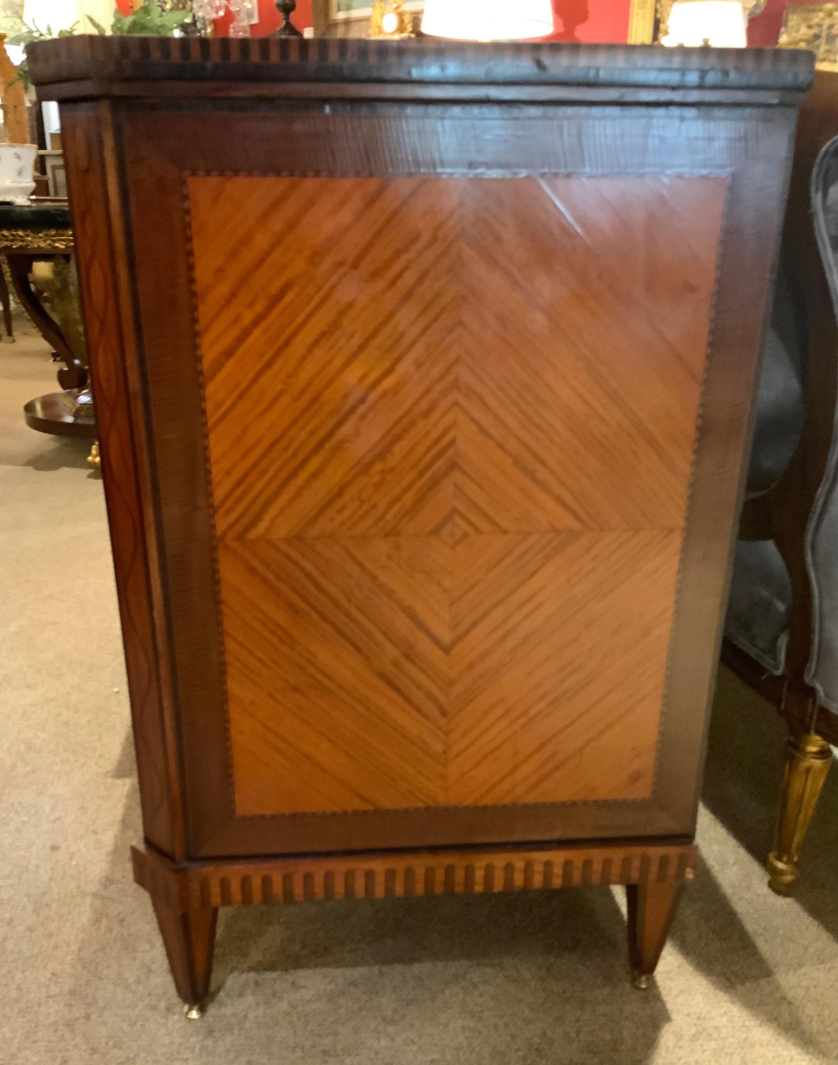 19th Century Dutch Mahogany and Satinwood Neoclassical Cabinet, 19 Th C For Sale