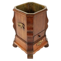 19th Century Georgian  Dutch Mahogany Kettle Stand