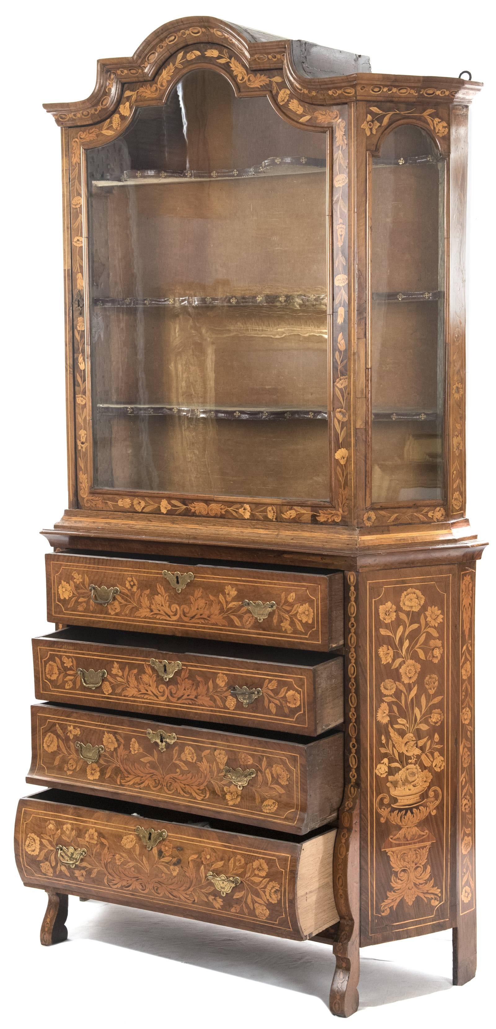 Dutch Marquetry Bombe Display Cabinet In Good Condition For Sale In Salt Lake City, UT