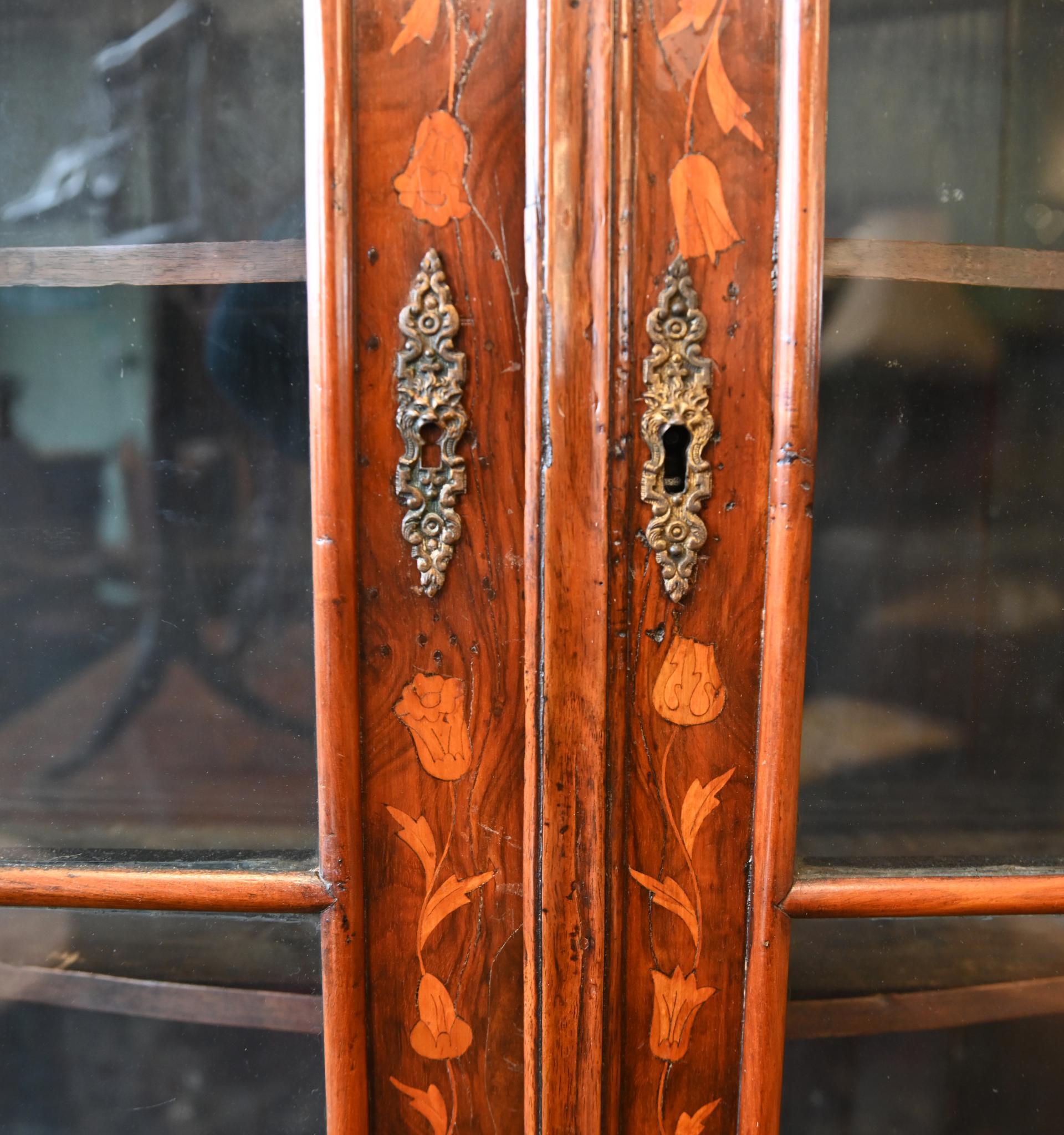 Dutch Marquetry Bookcase Floral Marquetry Cabinet 1820 For Sale 3