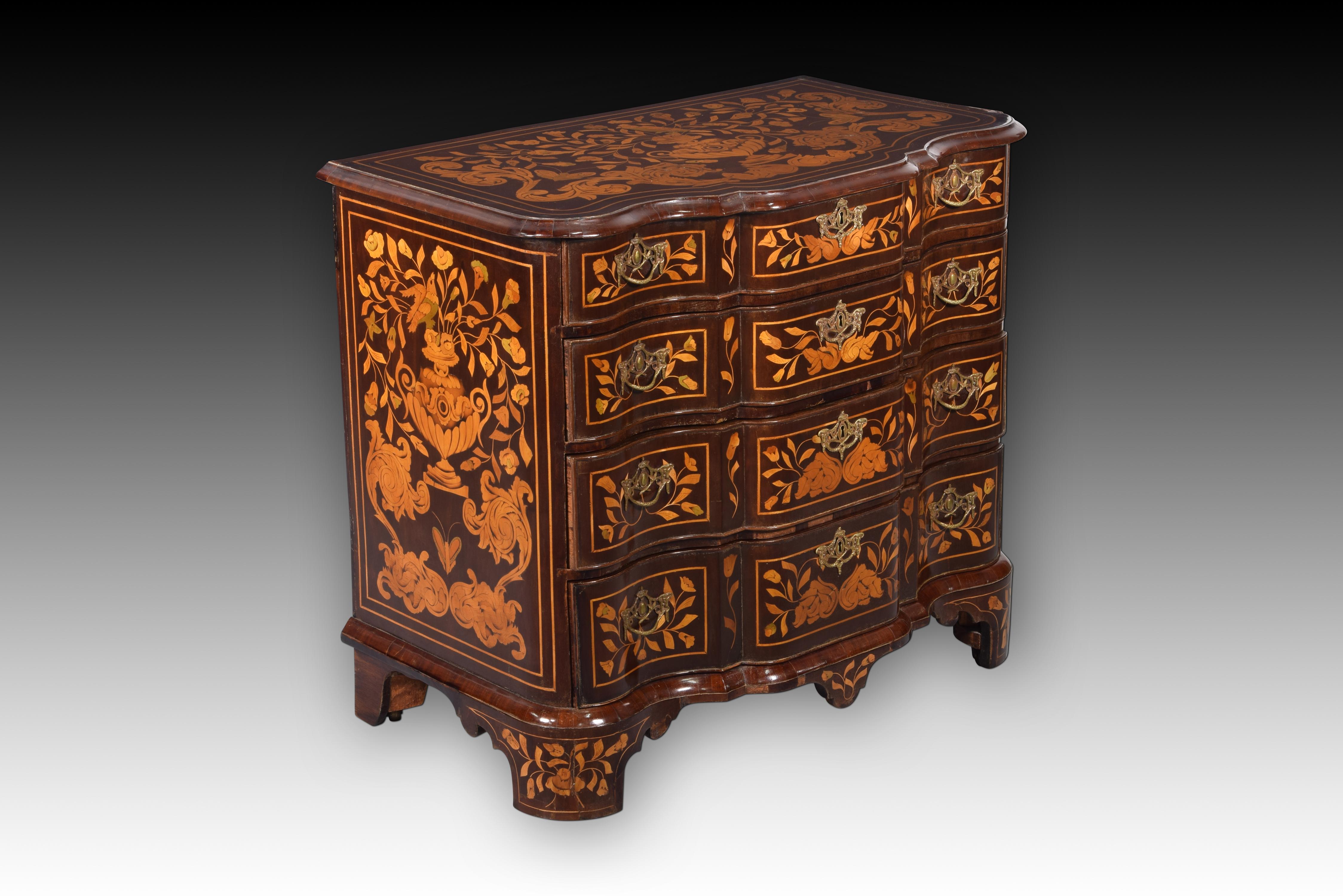 Rococo Dutch Marquetry Chest of Drawers or Commode, 18th Century For Sale