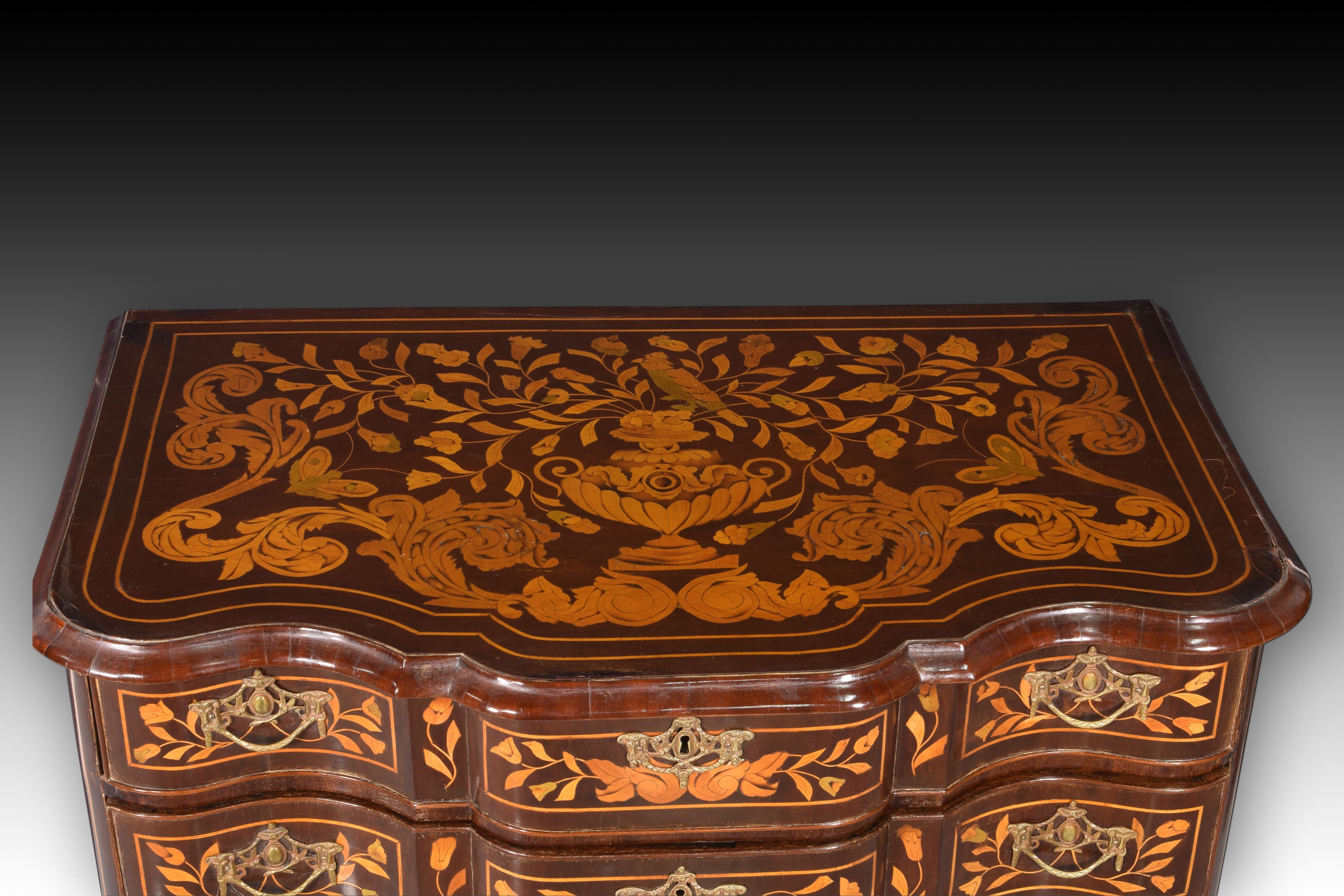 Other Dutch Marquetry Chest of Drawers or Commode, 18th Century For Sale