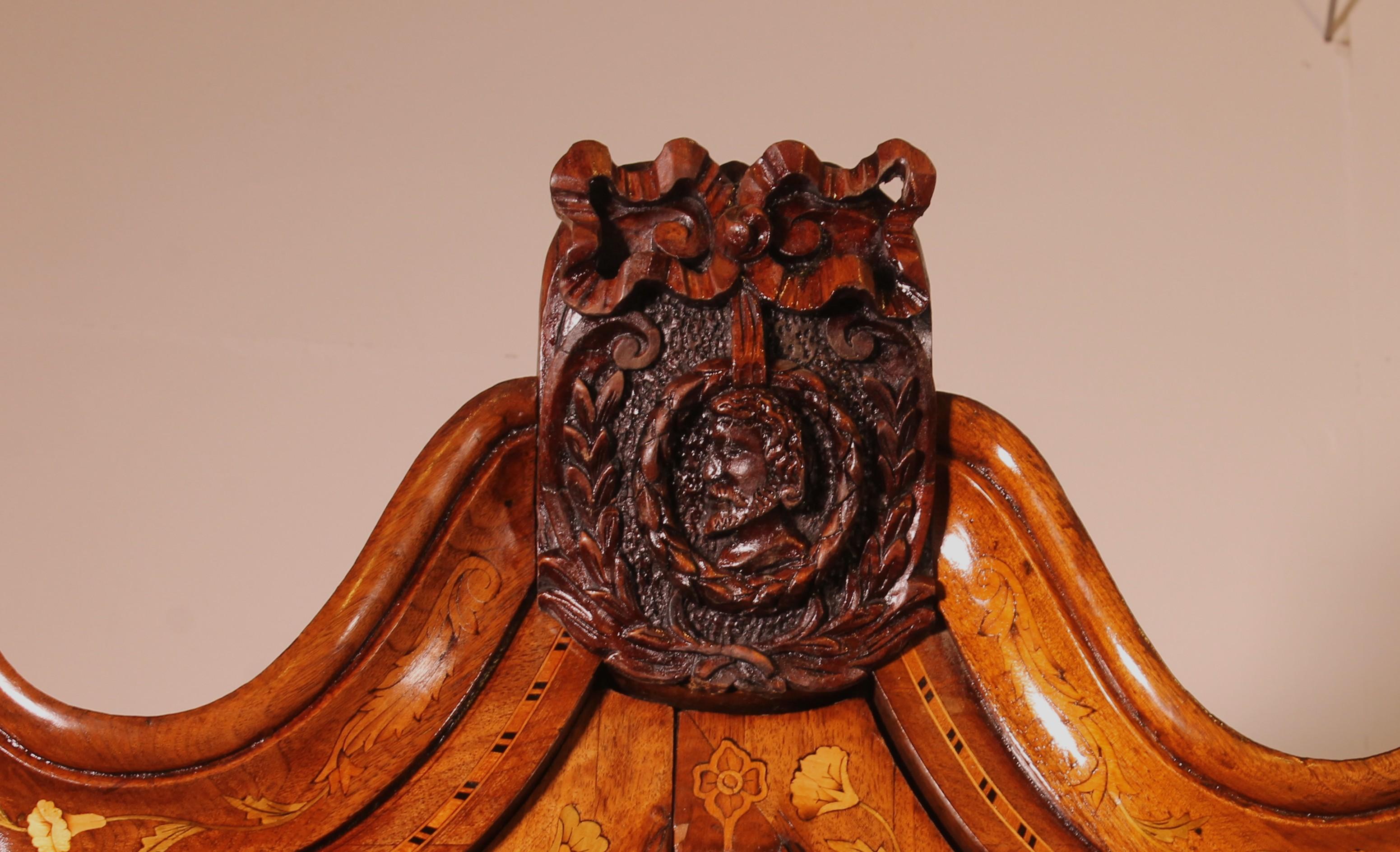 Niederländisches Intarsienkabinett CIRCA 1800 im Angebot 4