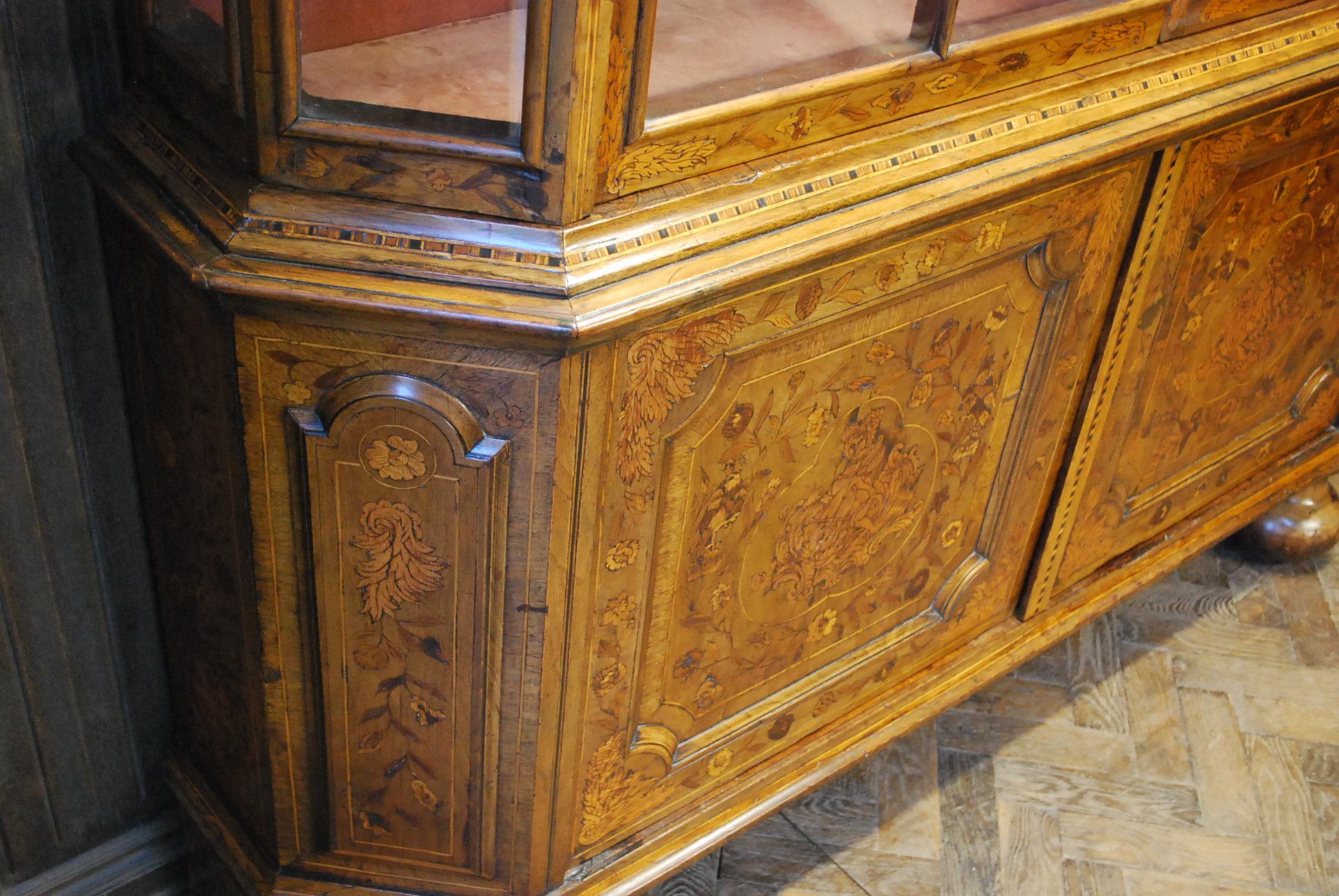 Early 19th Century Dutch Marquetry Display Cabinet For Sale