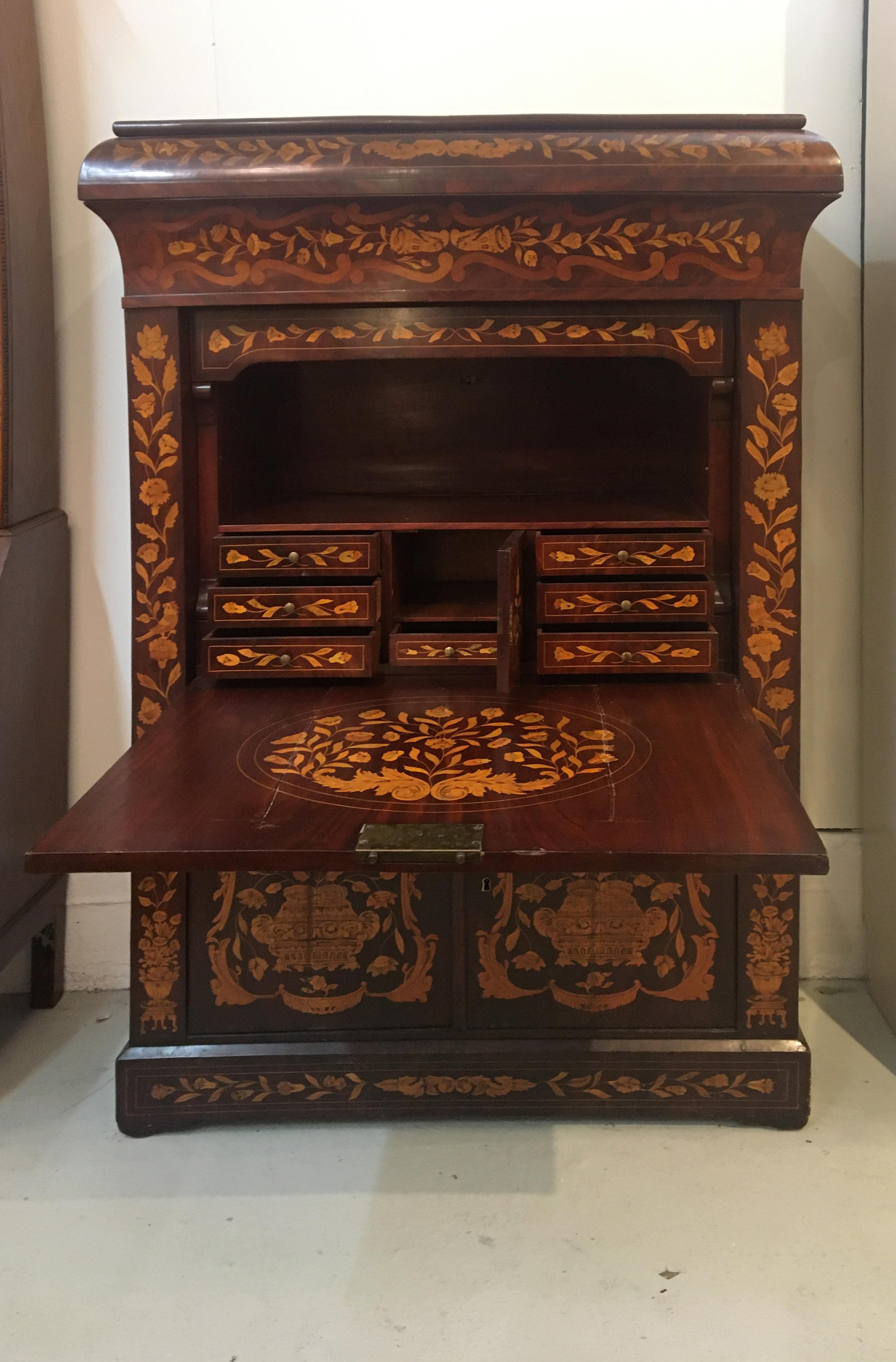 Dutch Marquetry Secrétaire For Sale 5