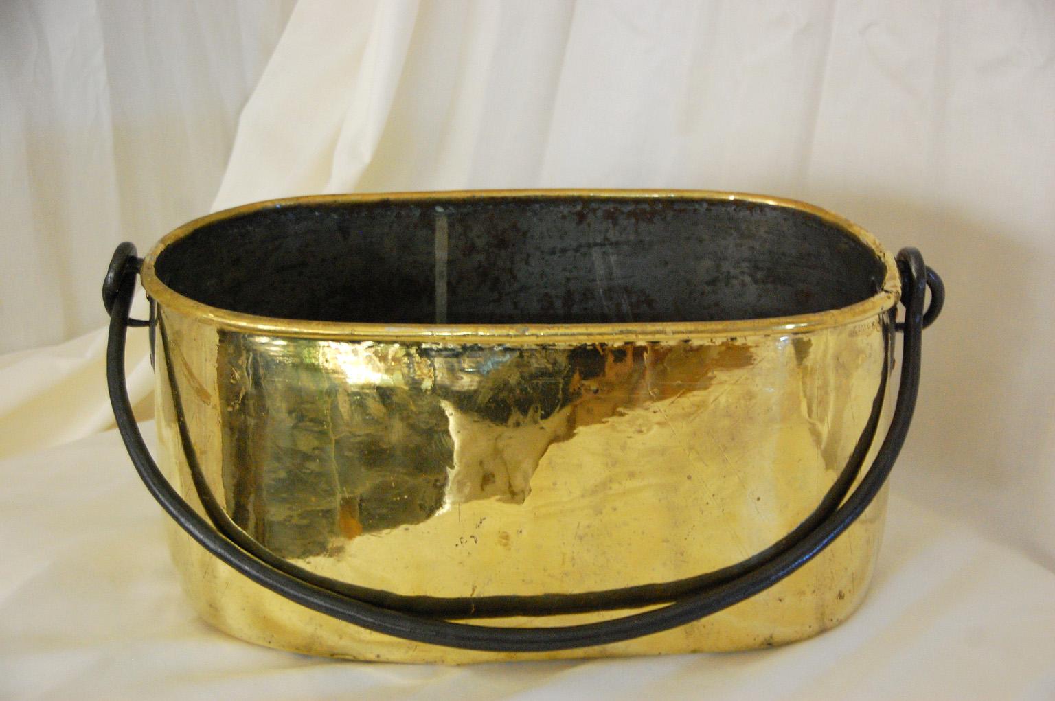 Country Dutch Mid 19th Century Oval Brass Cooking Cauldron with Wrought Iron Handle